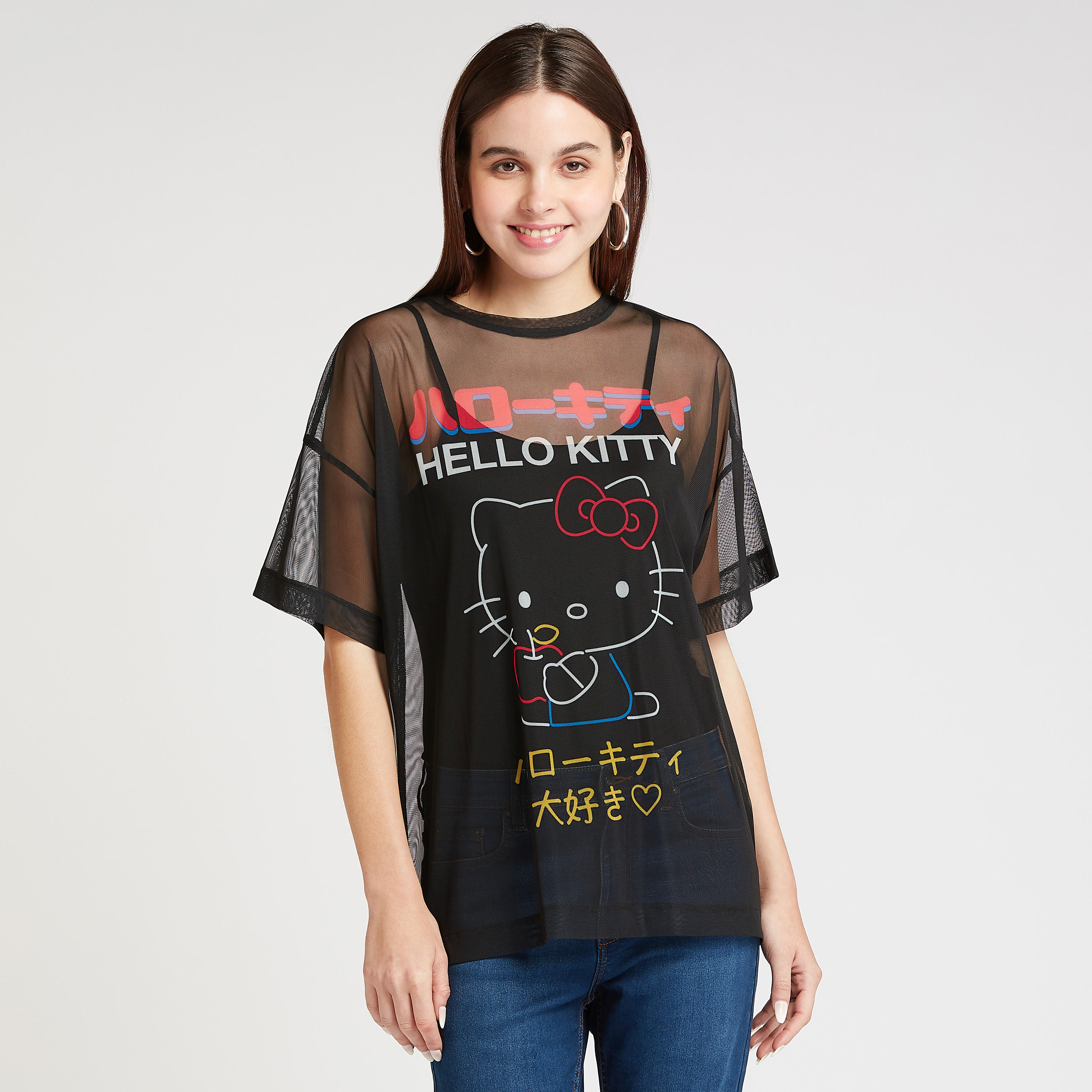تيشيرت شفاف بياقة ضيقة وأكمام منسدلة وطبعات هالو كيتي-women-clothing-tshirts-image-1