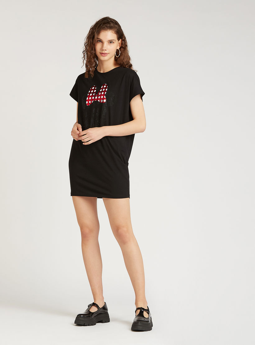 فستان قصير بياقة مستديرة وأكمام قصيرة وتزيينات ميني ماوس-women-clothing-dresses-image-2