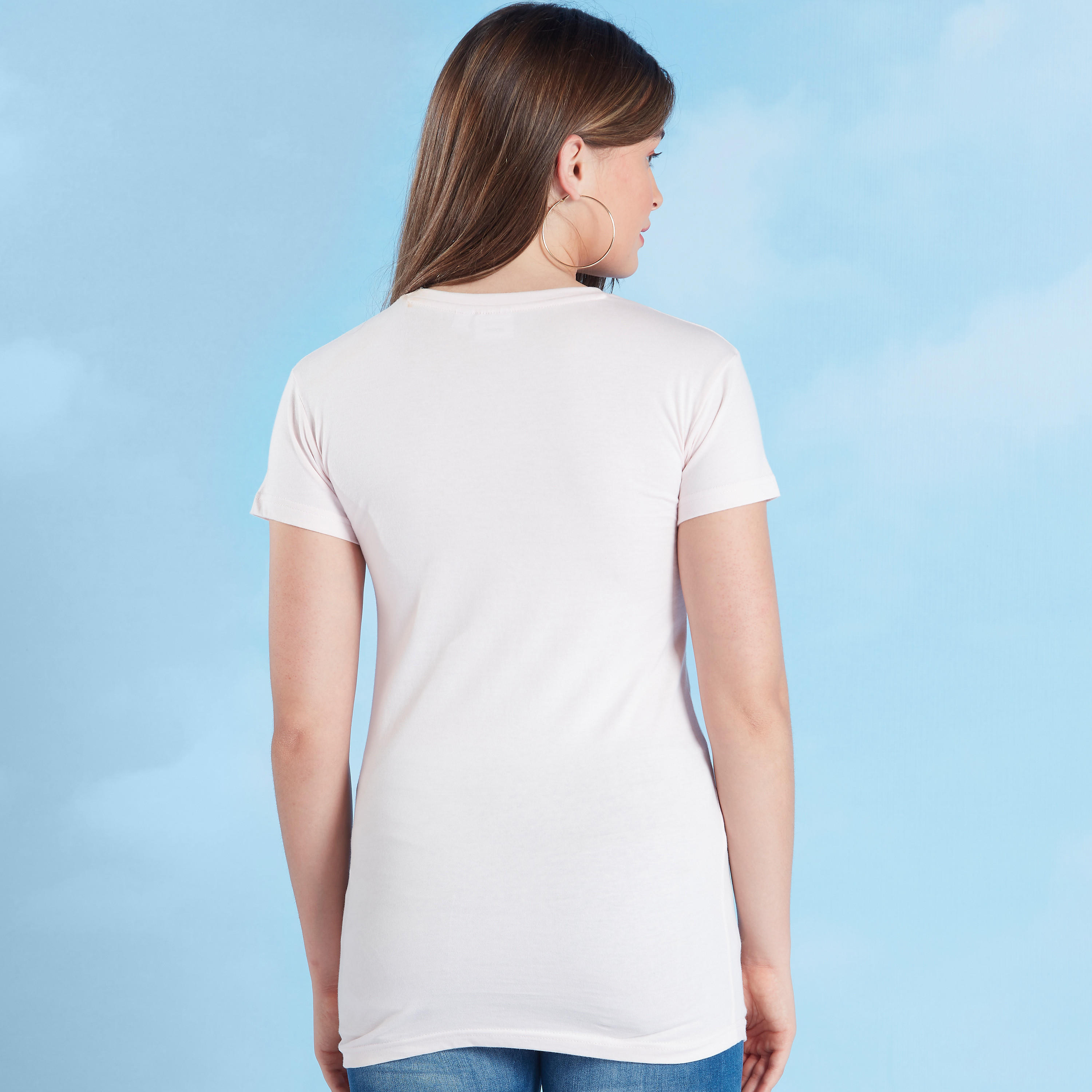 تيشيرت مستدام بطبعات وياقة ضيّقة وأكمام قصيرة-women-clothing-tshirts-image-4