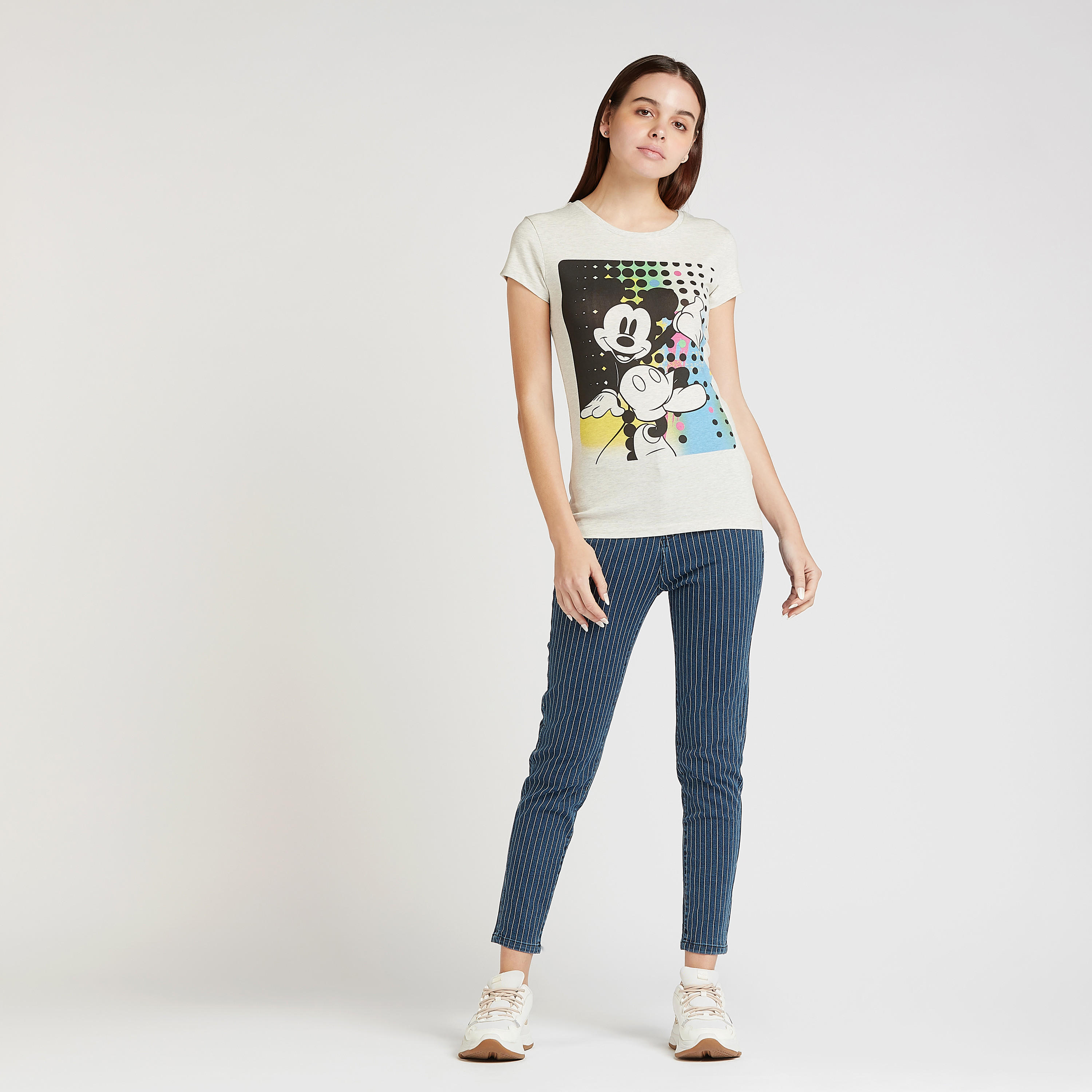تيشيرت سكيني بطبعات ميكي ماوس بياقة مستديرة وأكمام كاب-women-clothing-tshirts-image-2