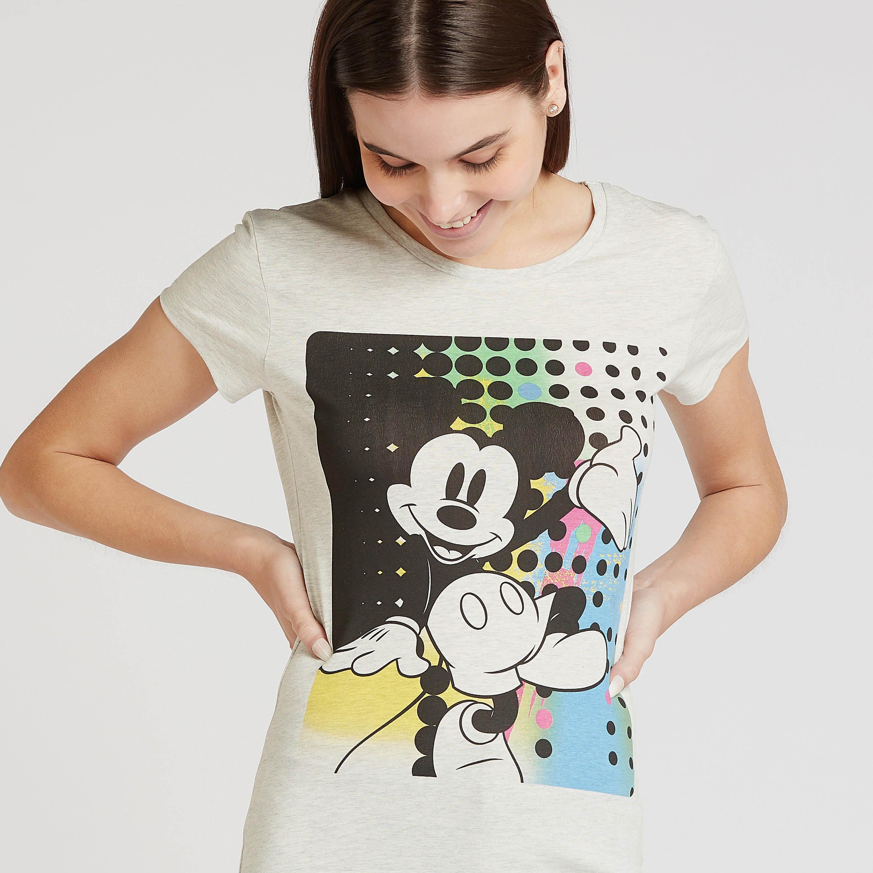 تيشيرت سكيني بطبعات ميكي ماوس بياقة مستديرة وأكمام كاب-women-clothing-tshirts-image-3