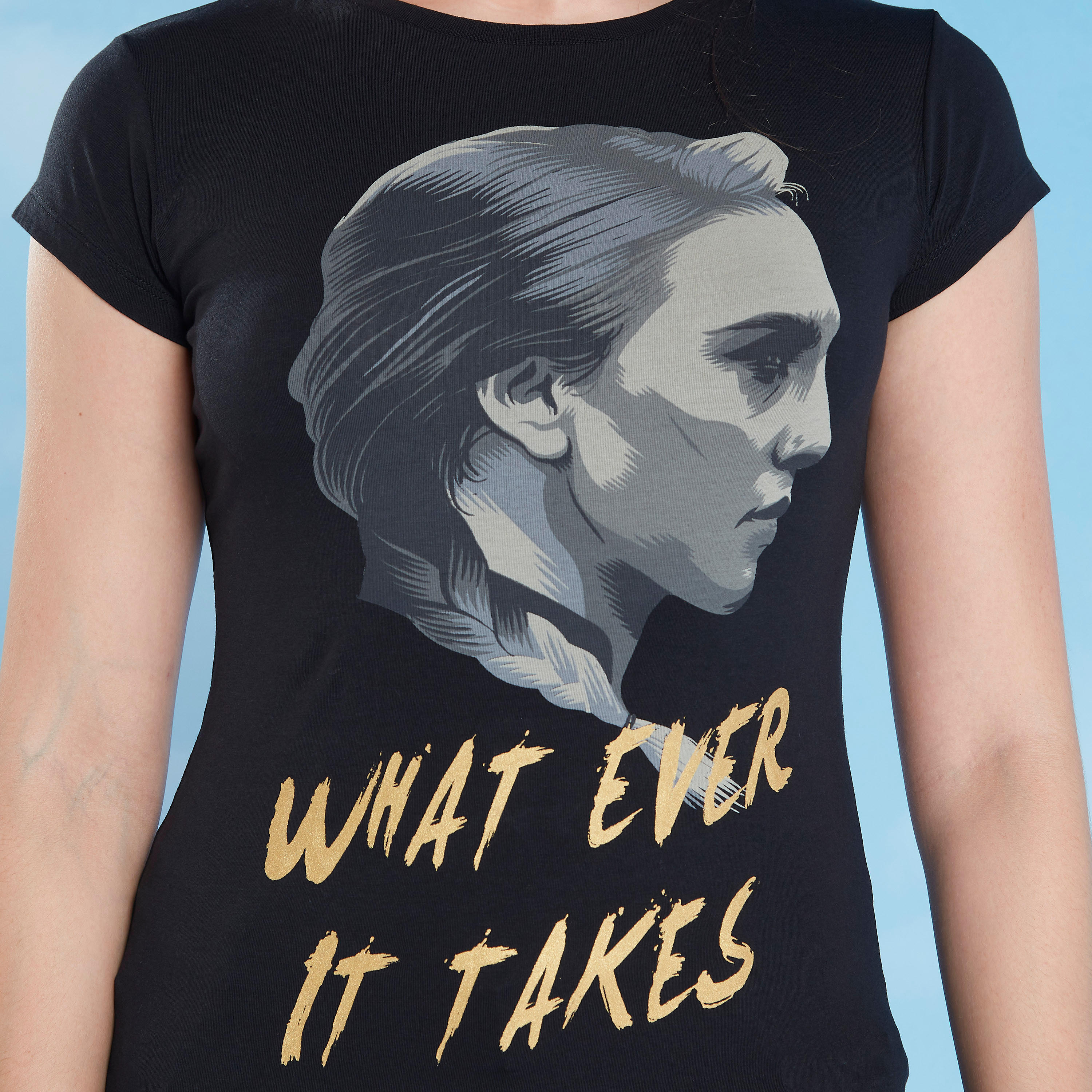 تيشيرت سكيني بياقة ضيقة وأكمام كاب وطبعات تايبوجرافيك-women-clothing-tshirts-image-3