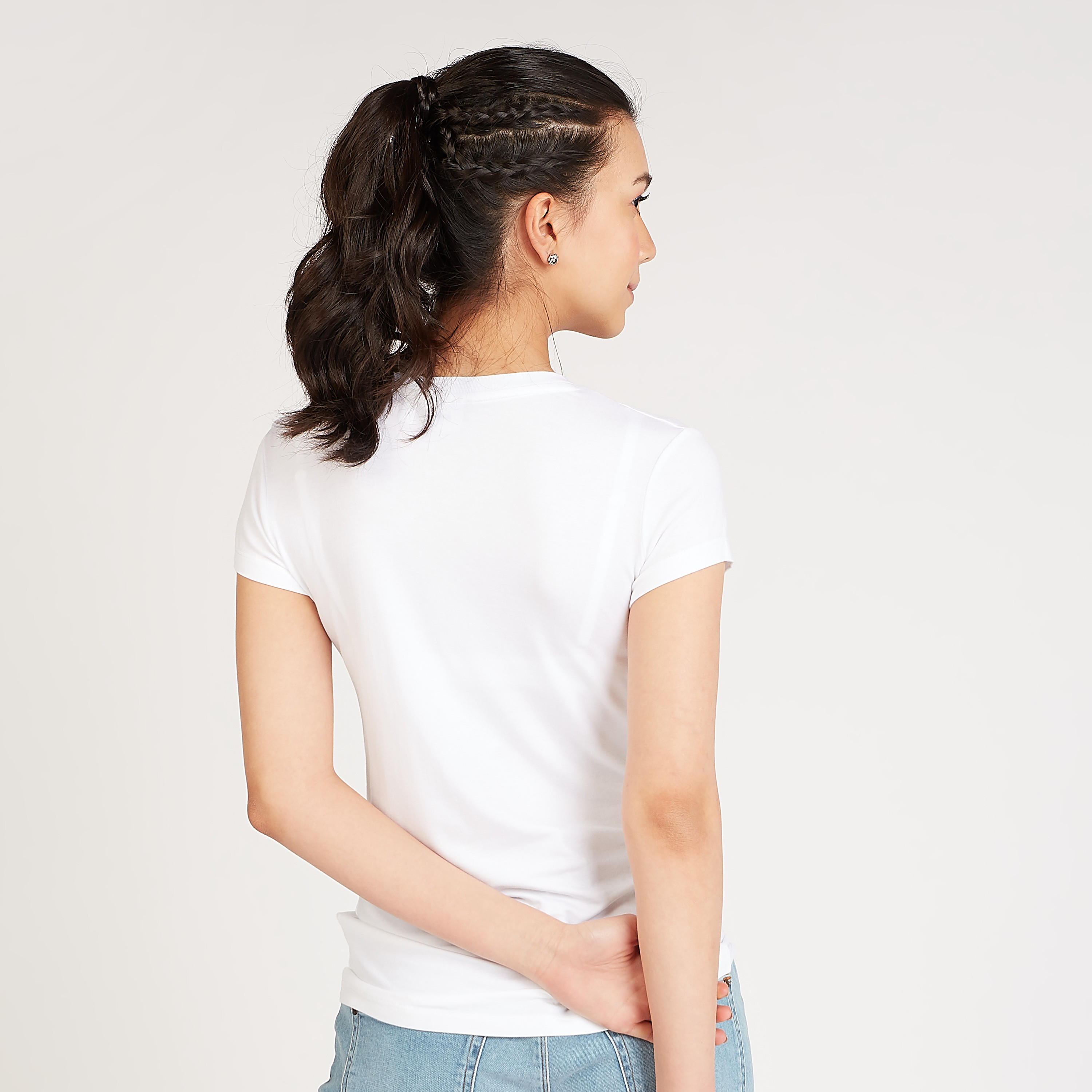 تيشيرت سكيني فيت بياقة مستديرة وأكمام قصيرة وطبعات جاسمين-women-clothing-tshirts-image-4