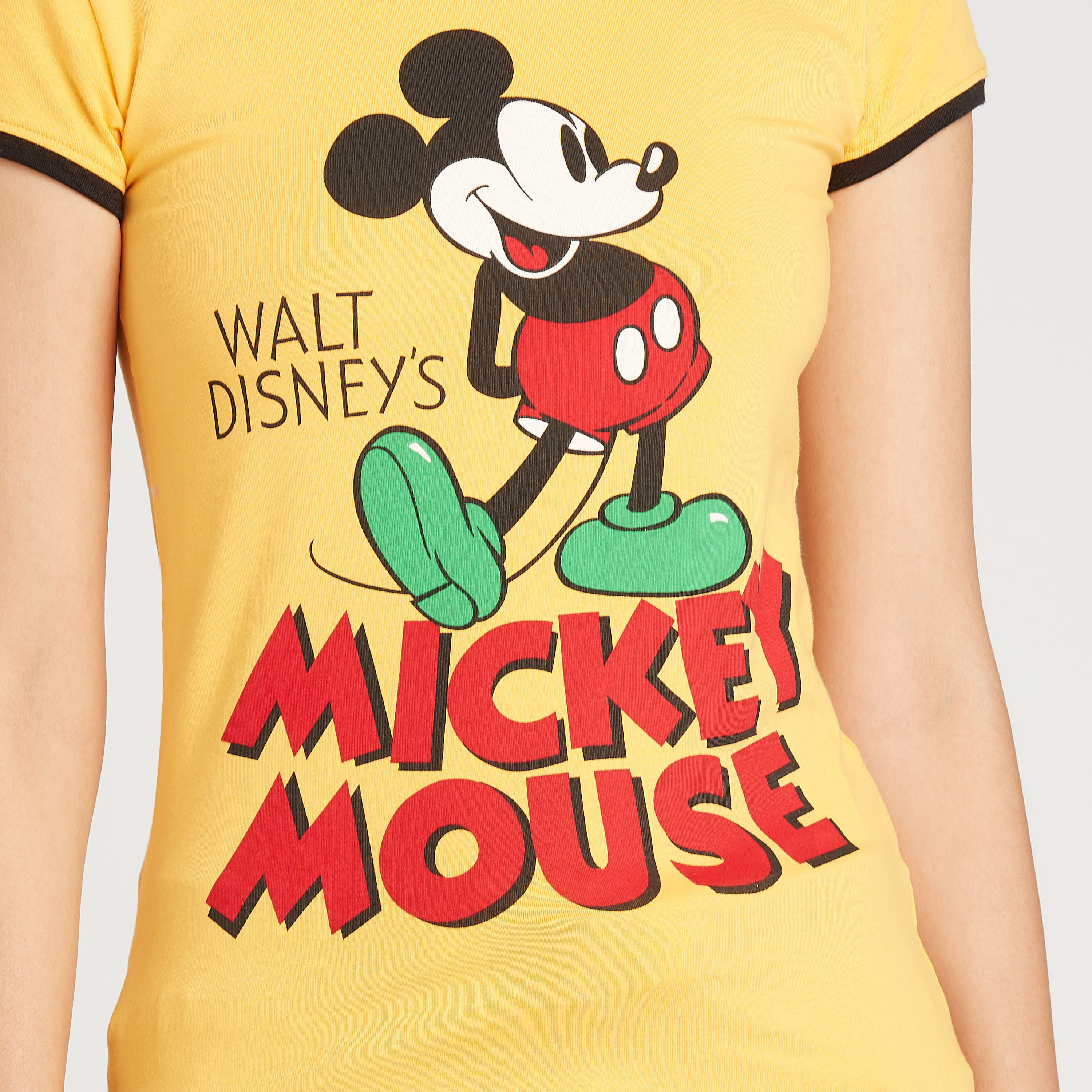 تيشيرت مستدام بياقة مستديرة وأكمام كاب وطبعات ميكي ماوس-women-clothing-tshirts-image-3