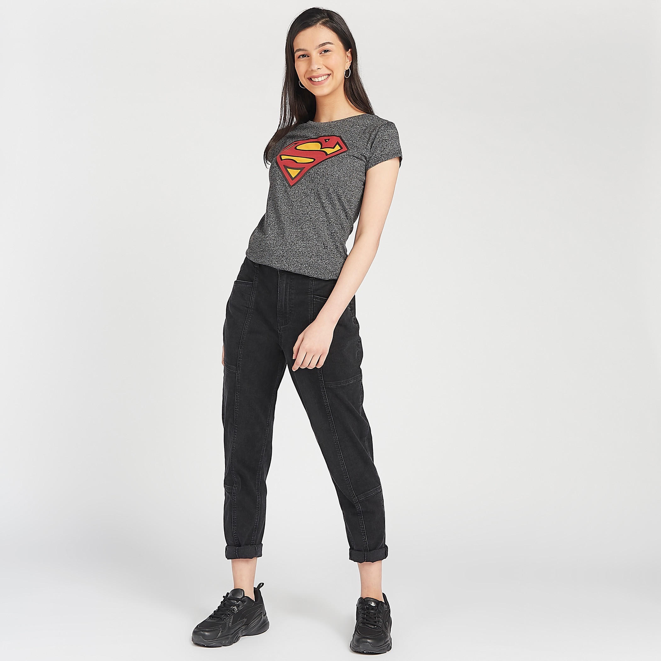 تيشيرت سكيني بأكمام كاب وطبعات سوبرمان جرافيك-women-clothing-tshirts-image-5