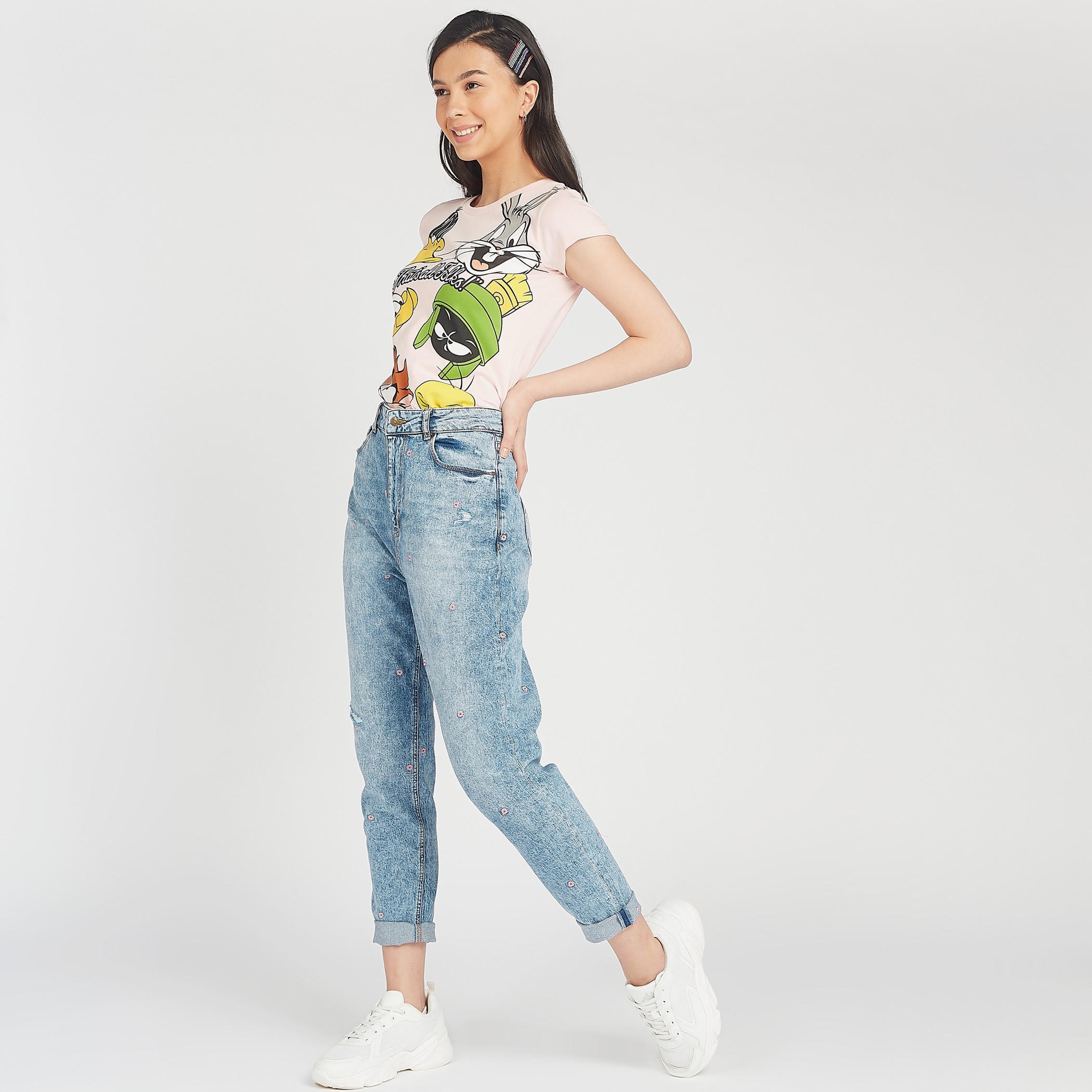 تيشيرت بياقة ضيّقة و طبعات لوني تيونر جرافيك-women-clothing-tshirts-image-2