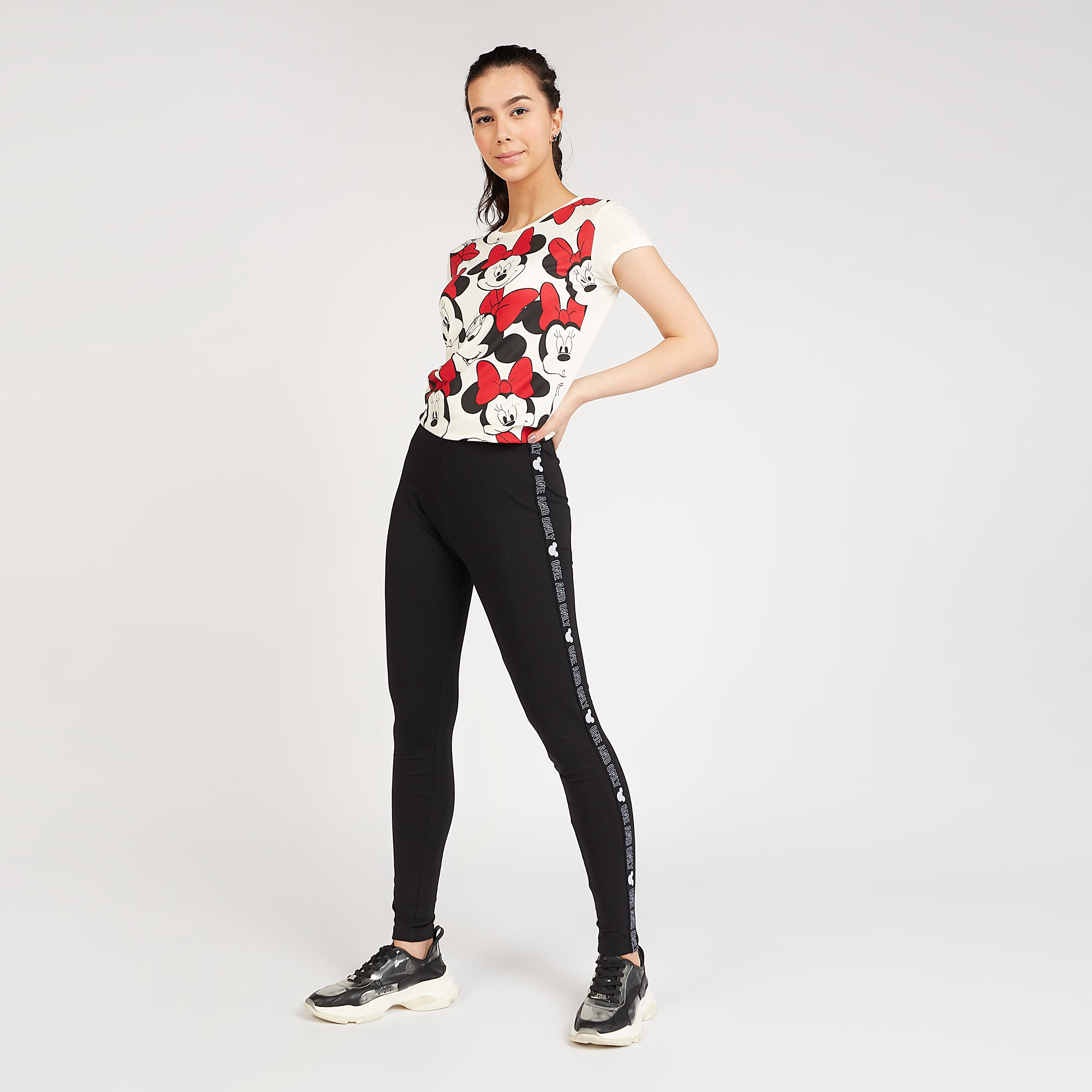تيشيرت مستدام بأكمام قصيرة وطبعات ميني ماوس-women-clothing-tshirts-image-2