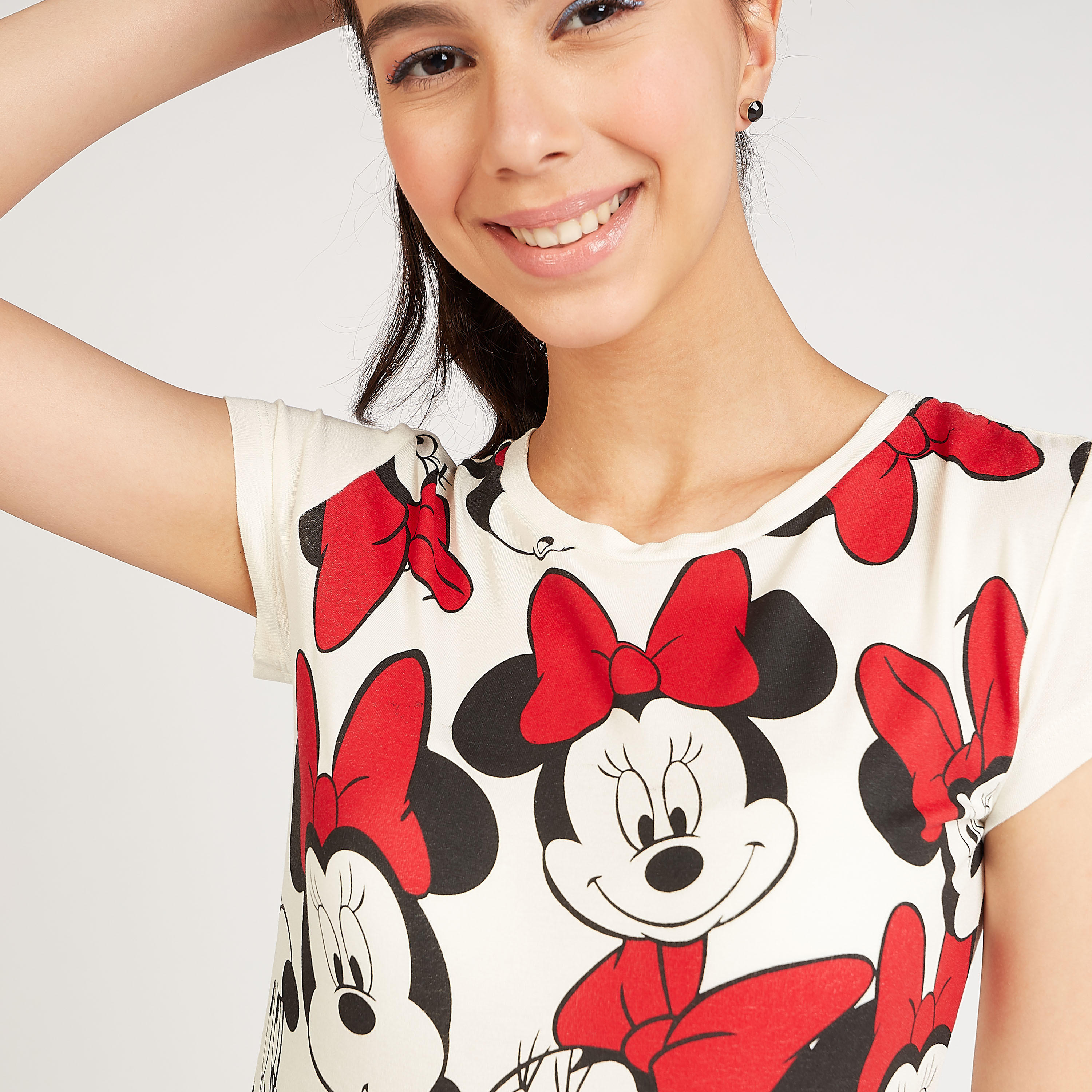 تيشيرت مستدام بأكمام قصيرة وطبعات ميني ماوس-women-clothing-tshirts-image-3