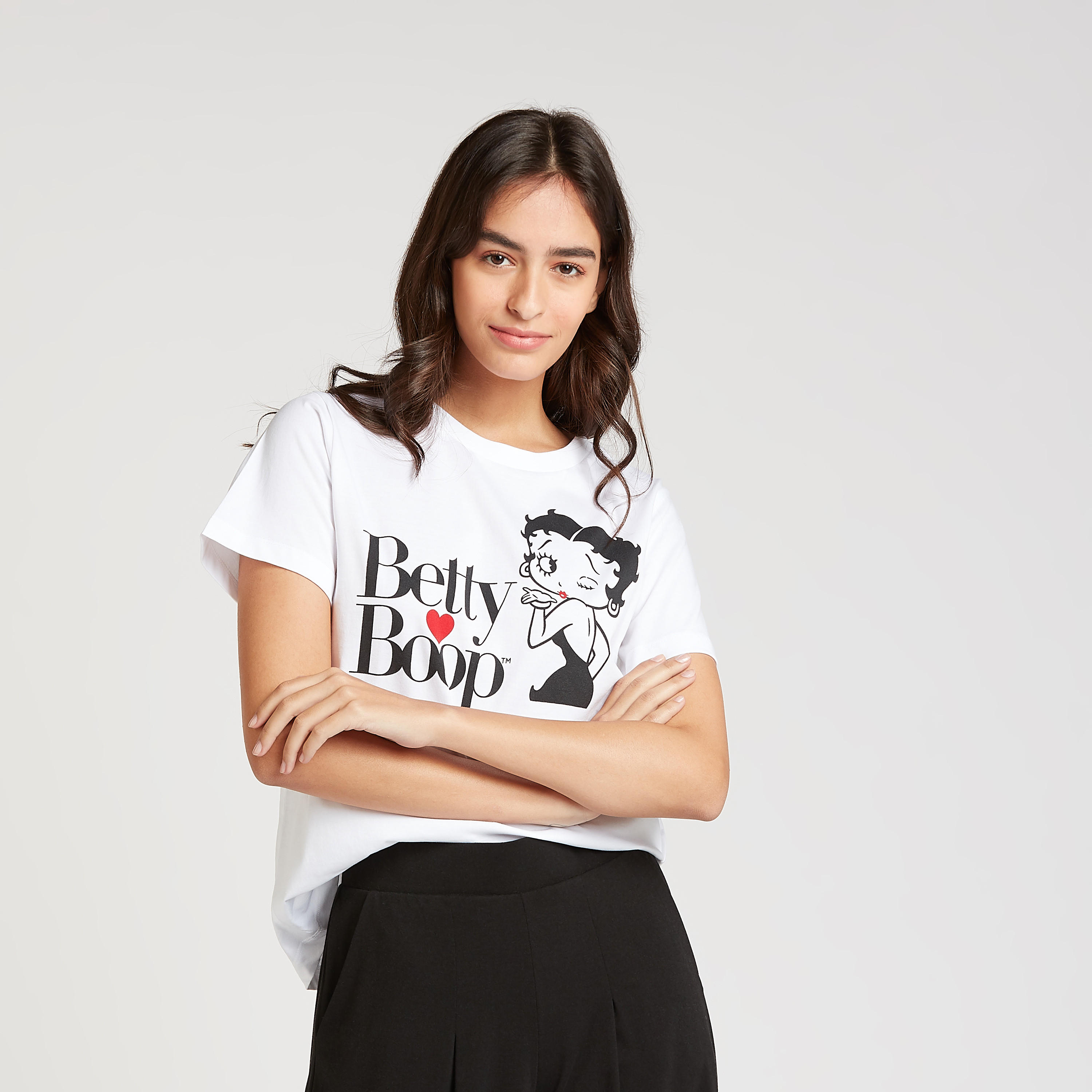 تيشيرت بطبعات بيتي بوب بياقة ضيّقة وأكمام قصيرة-women-clothing-tshirts-image-1