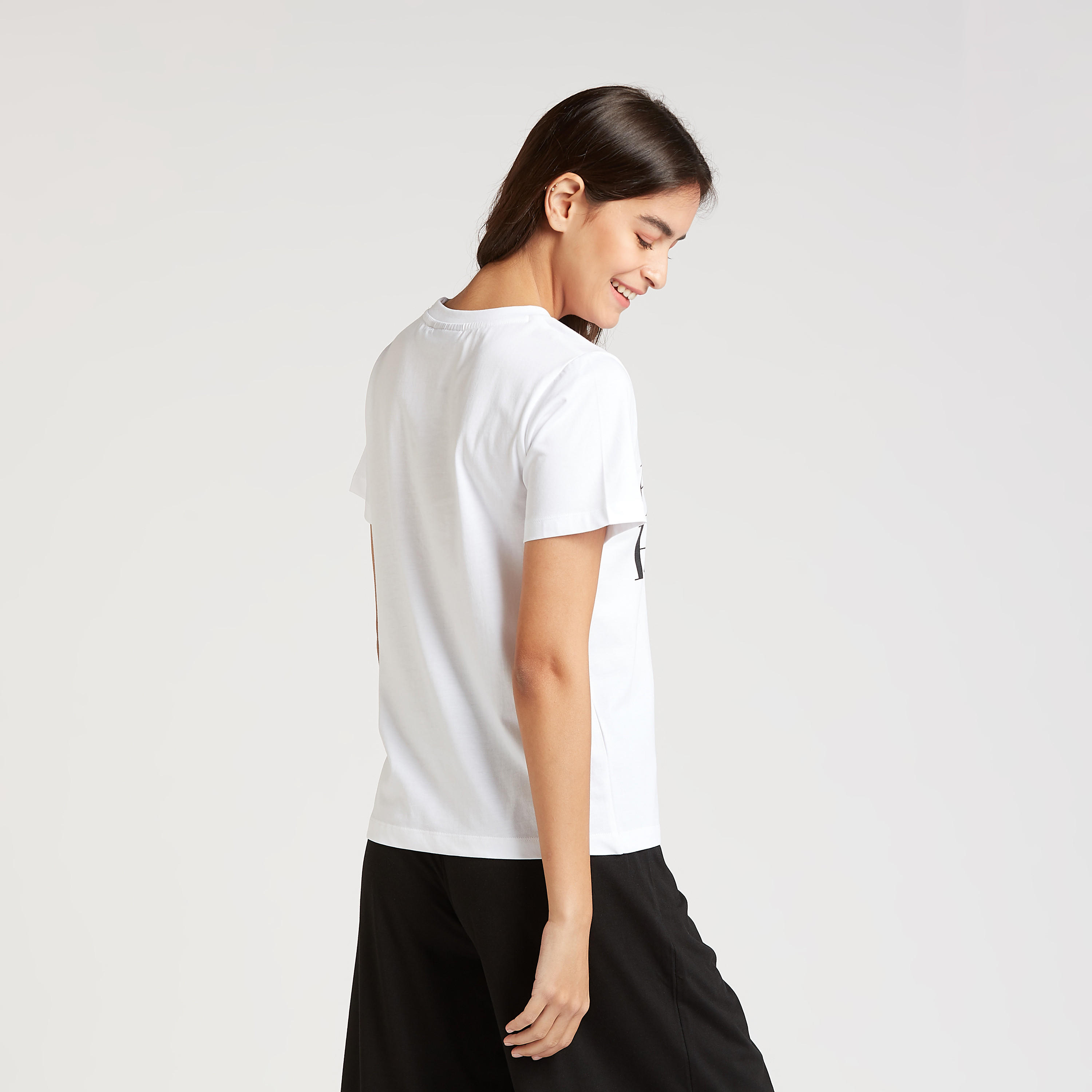 تيشيرت بطبعات بيتي بوب بياقة ضيّقة وأكمام قصيرة-women-clothing-tshirts-image-4