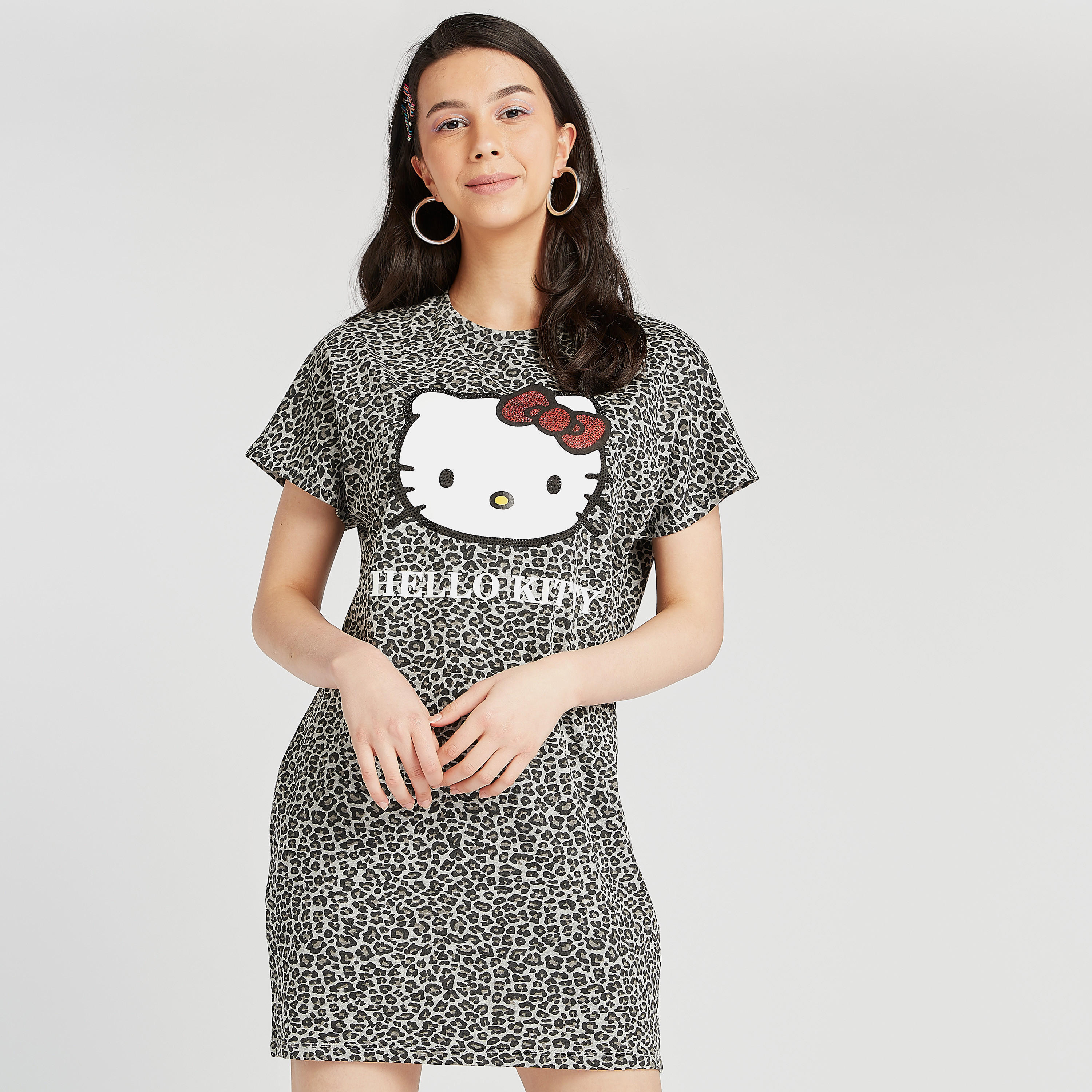 فستان مستدام قصير بطبعات هالو كيتي وأكمام قصيرة-women-clothing-dresses-image-6