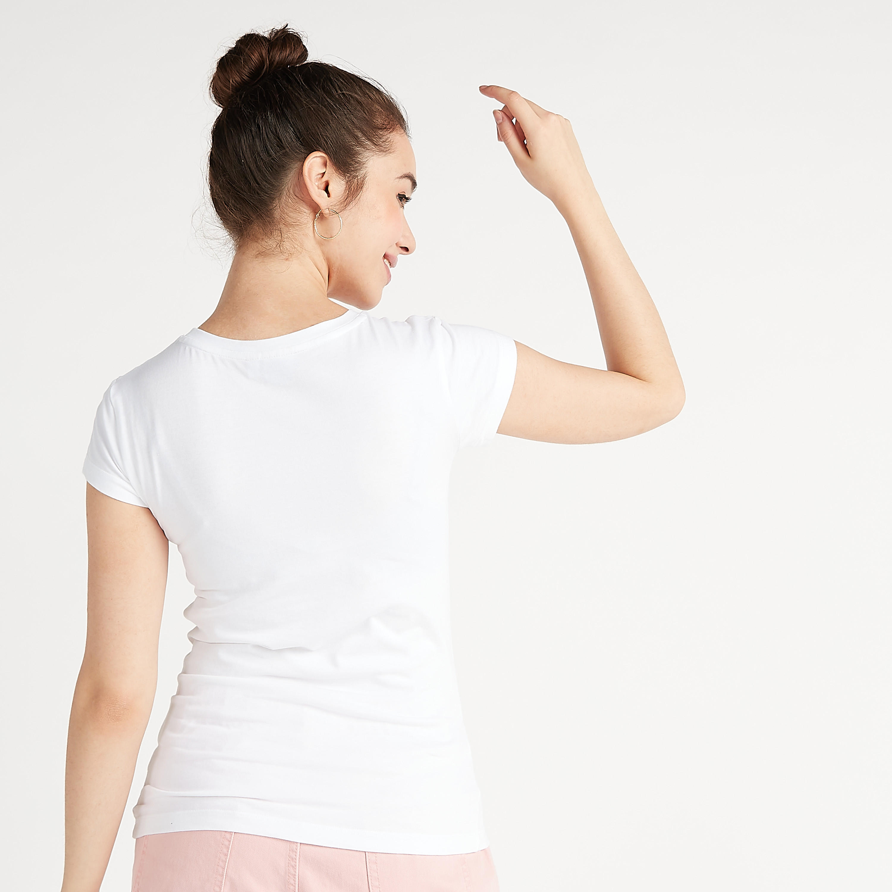 تيشيرت سكيني فيت بياقة ضيّقة وأكمام قصيرة وطبعات-women-clothing-tshirts-image-4