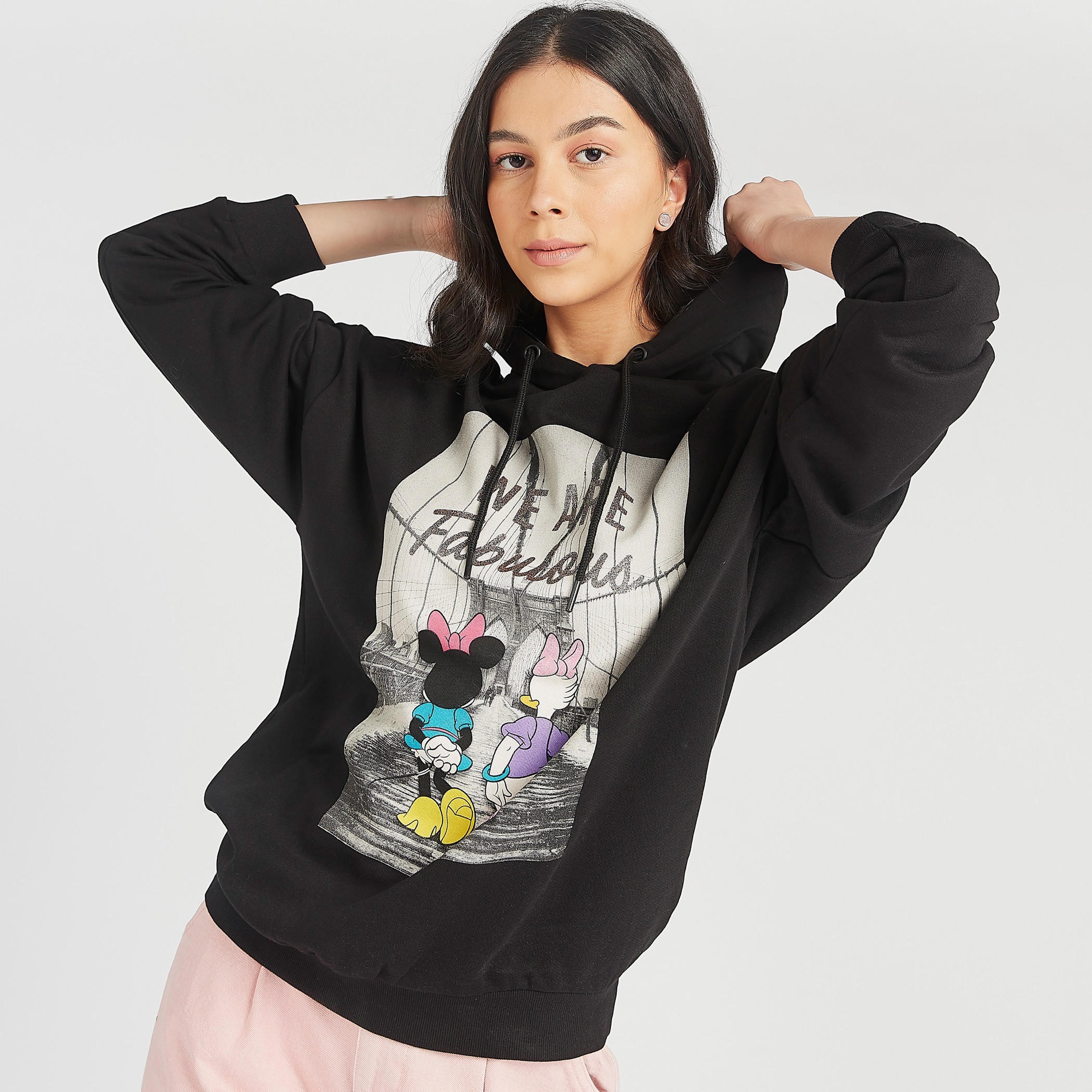 هودي مستدام بأكمام طويلة وطبعات-women-winterwear-hoodiesandsweatshirts-sweatshirts-image-1