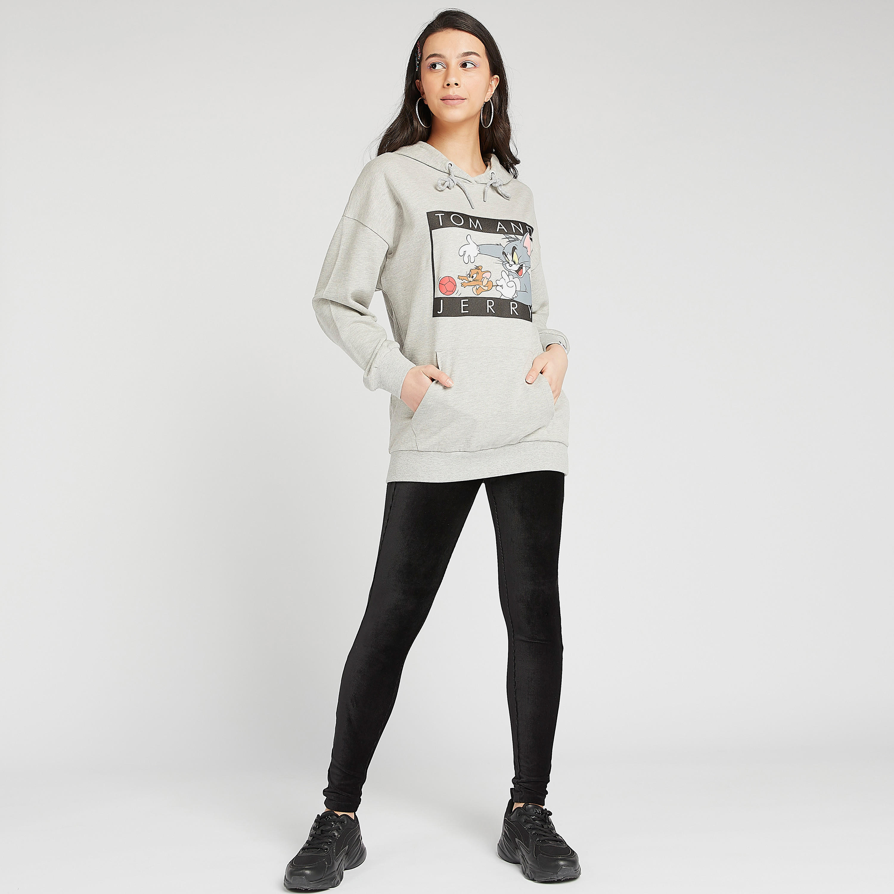 Sustainable Tom and Jerry Print Hoodie with Kangaroo Pocket-women-winterwear-hoodiesandsweatshirts-sweatshirts-image-2
