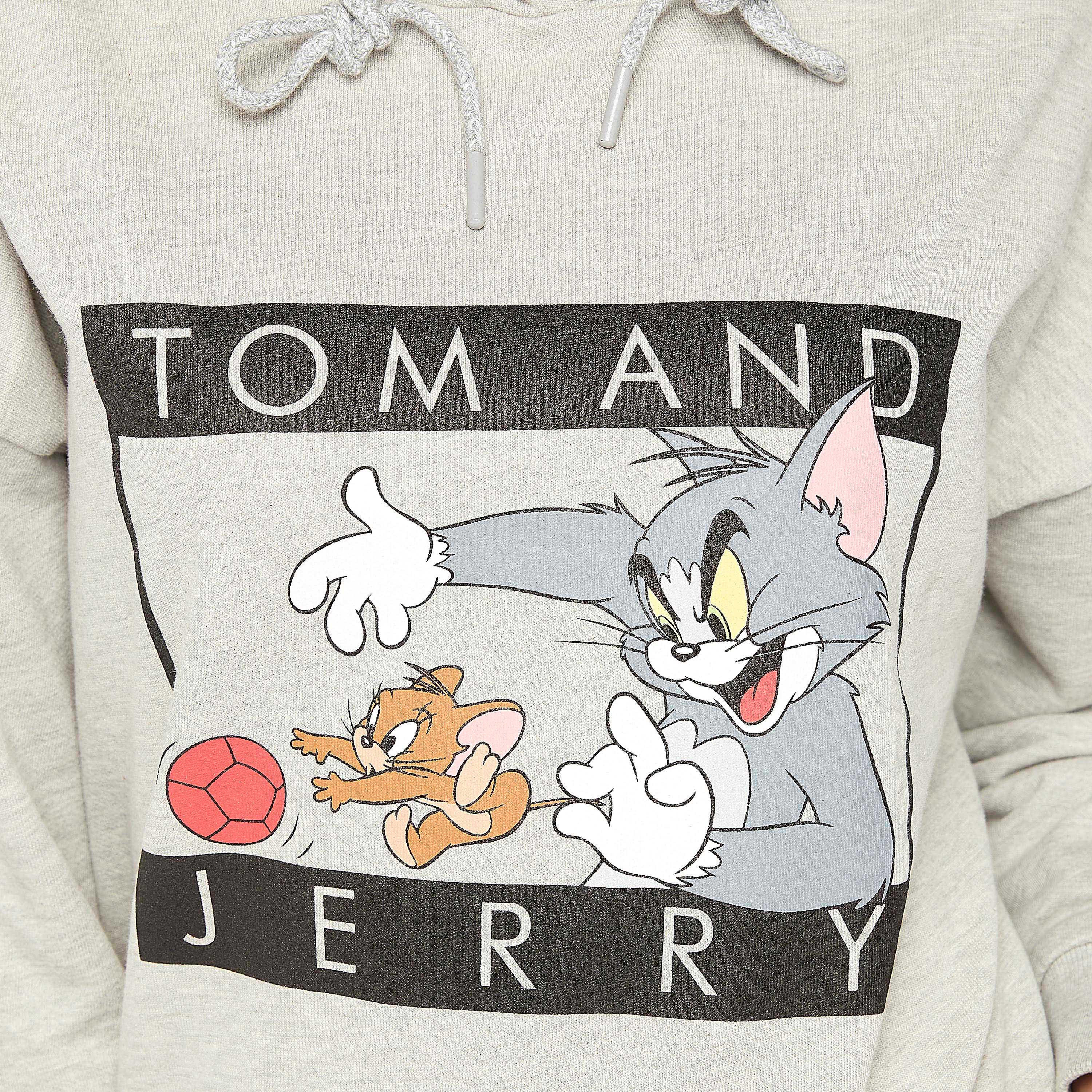 Sustainable Tom and Jerry Print Hoodie with Kangaroo Pocket-women-winterwear-hoodiesandsweatshirts-sweatshirts-image-3