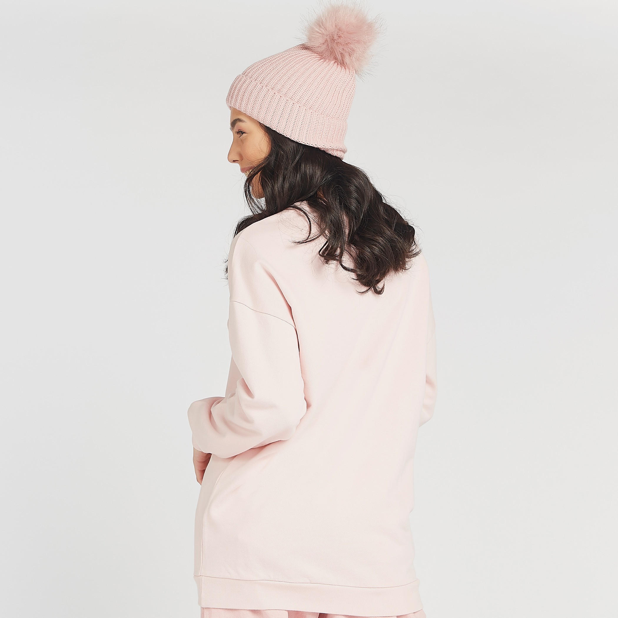 سويت شيرت بطبعات هالو كيتي جرافيكيّة وأكمام طويلة-women-winterwear-hoodiesandsweatshirts-sweatshirts-image-1