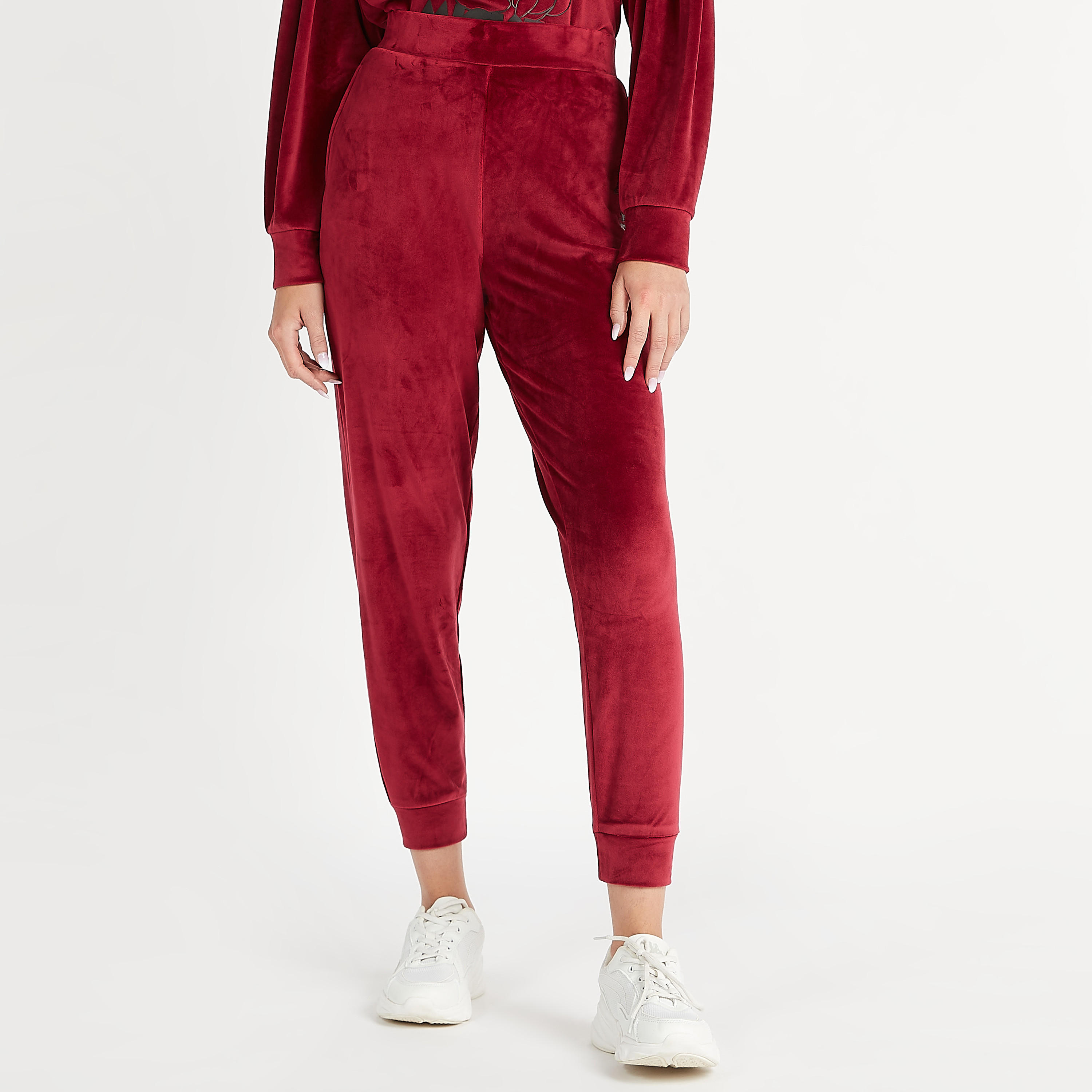بنطلون رياضي بطبعات ميكي ماوس وخصر مطّاطي وجيوب-women-clothing-bottoms-joggers-image-4