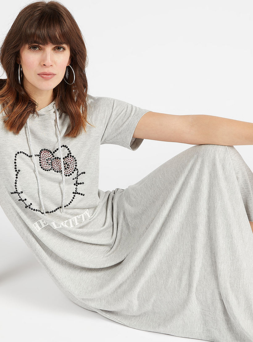 فستان طويل بتزيينات هالو كيتي مع قبّعة وأكمام قصيرة-women-clothing-dresses-image-2