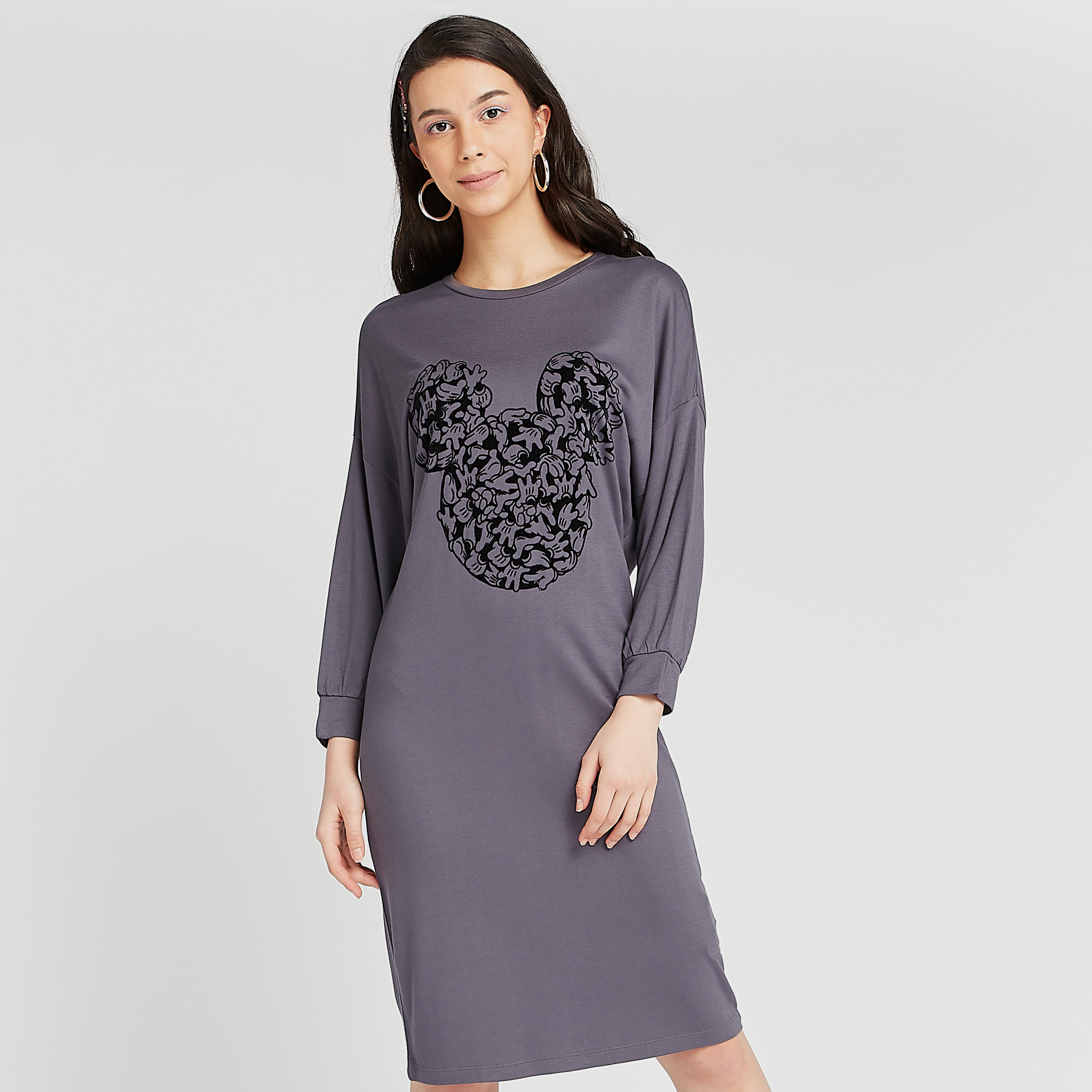 فستان واسع قصير بطبعات ميكي ماوس وأكمام طويلة-women-clothing-dresses-image-5