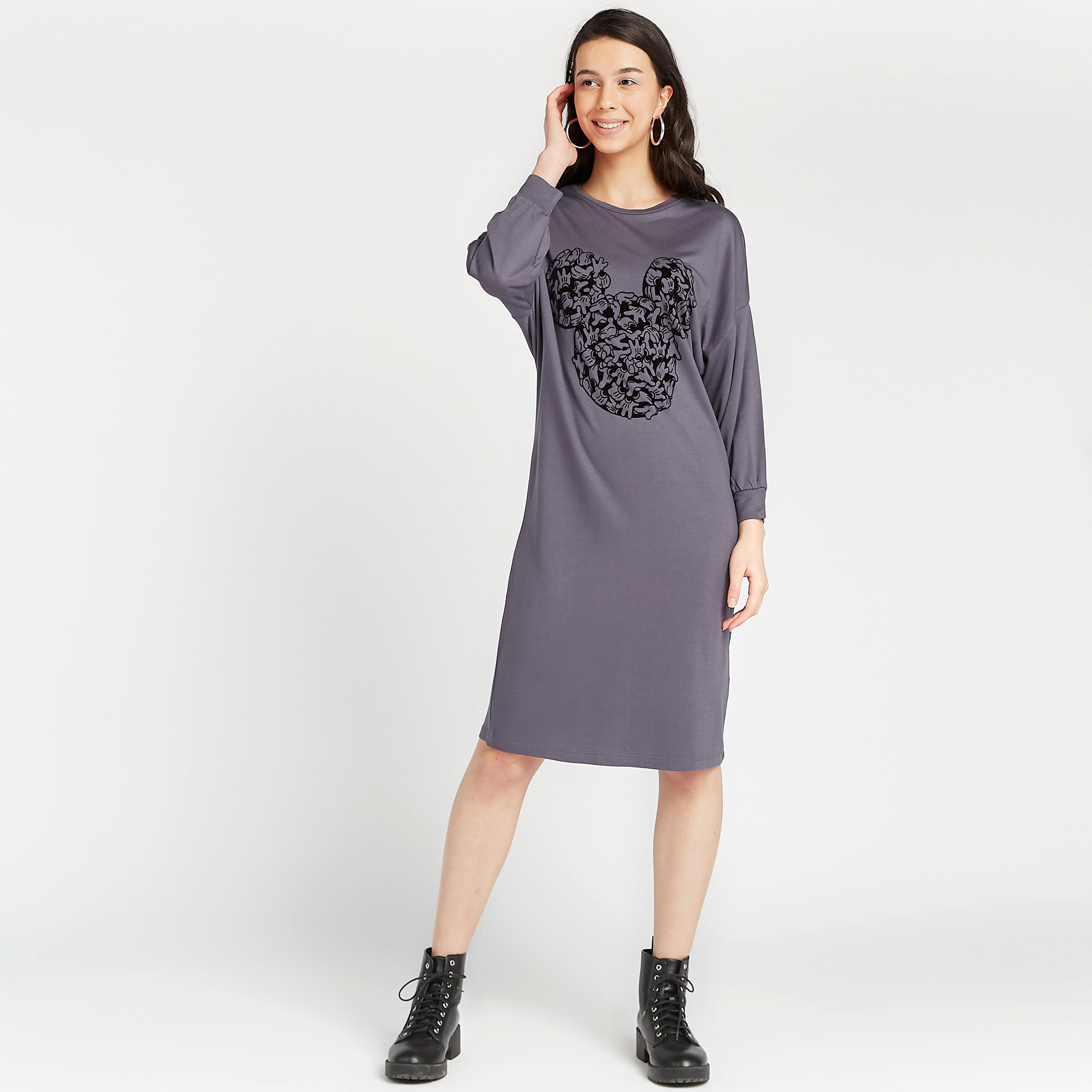 فستان واسع قصير بطبعات ميكي ماوس وأكمام طويلة-women-clothing-dresses-image-4