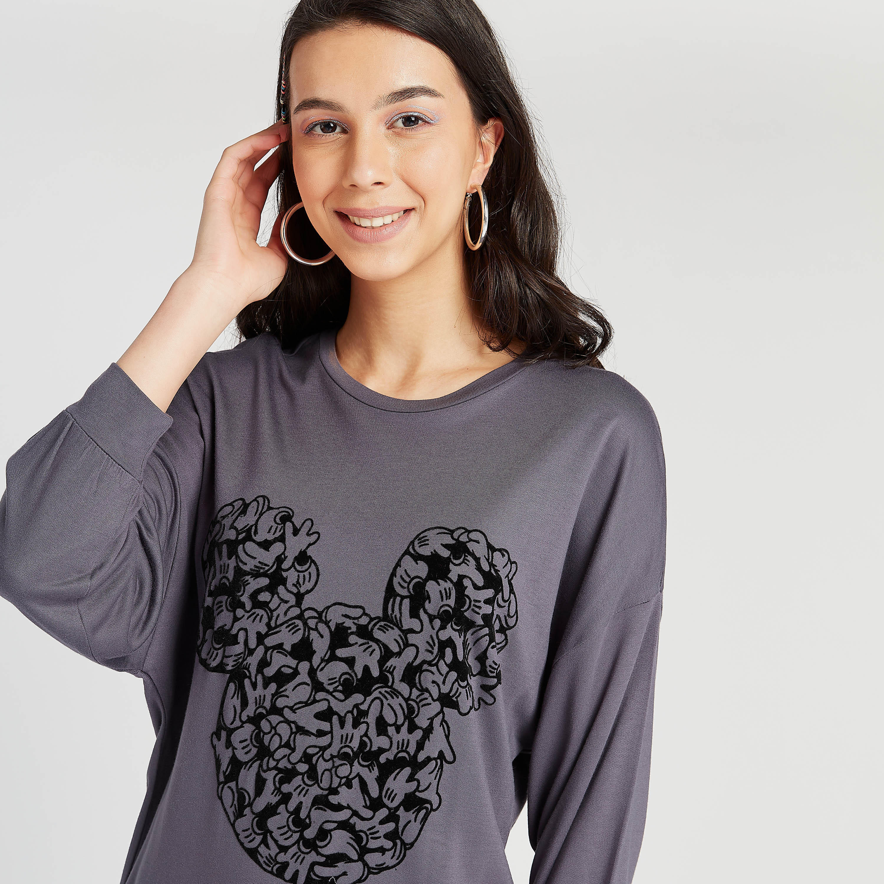 فستان واسع قصير بطبعات ميكي ماوس وأكمام طويلة-women-clothing-dresses-image-3