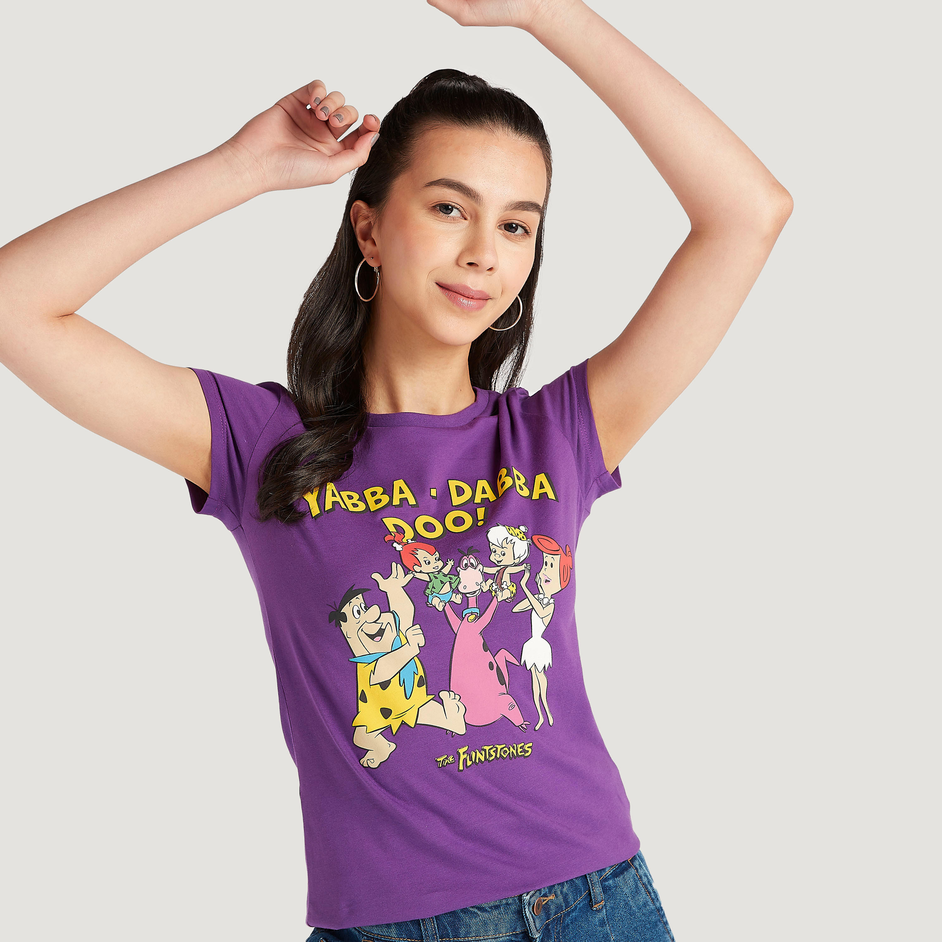 تيشيرت بياقة ضيّقة وأكمام كاب وطبعات-women-clothing-tshirts-image-5