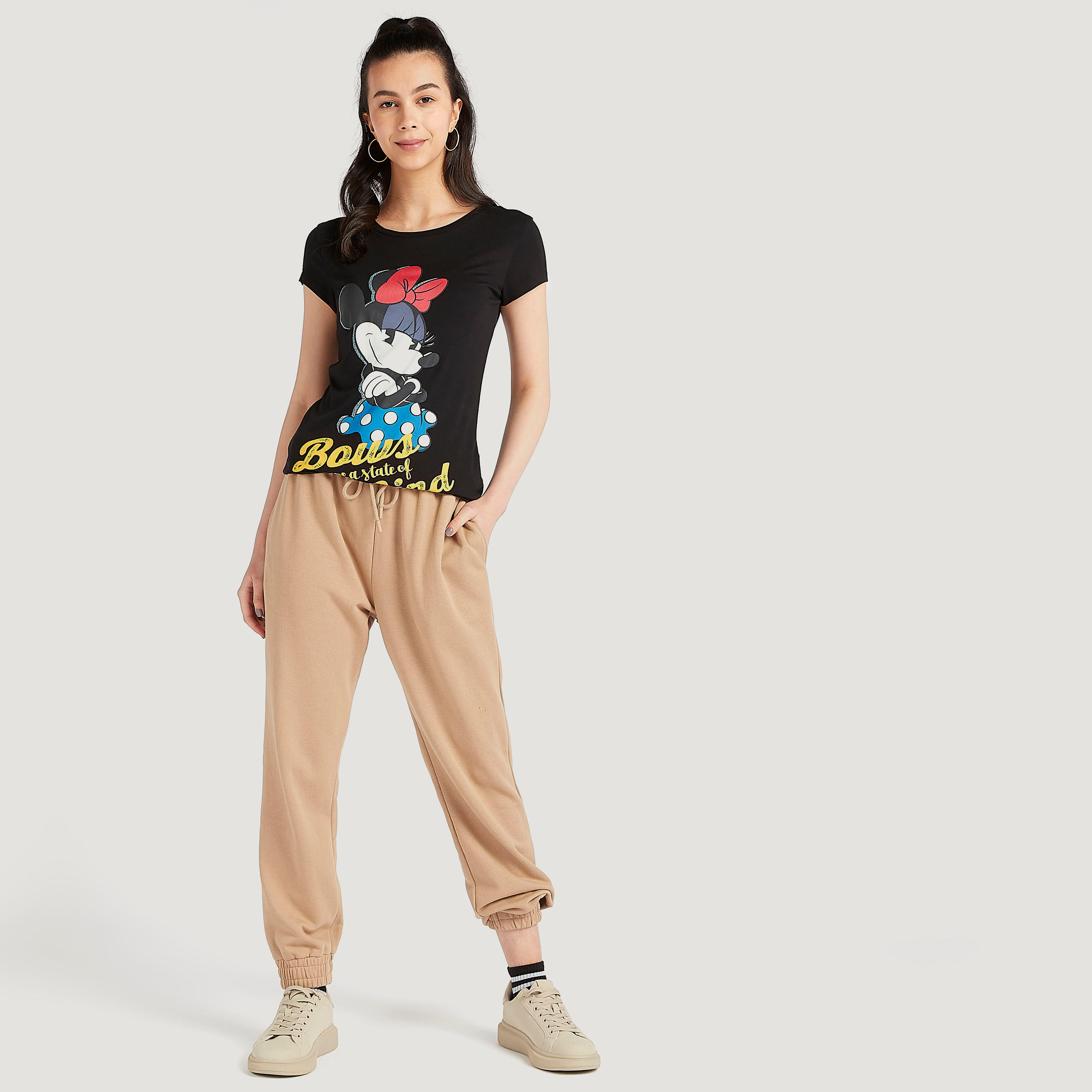 تيشيرت بياقة مستديرة وأكمام كاب وطبعات-women-clothing-tshirts-image-1