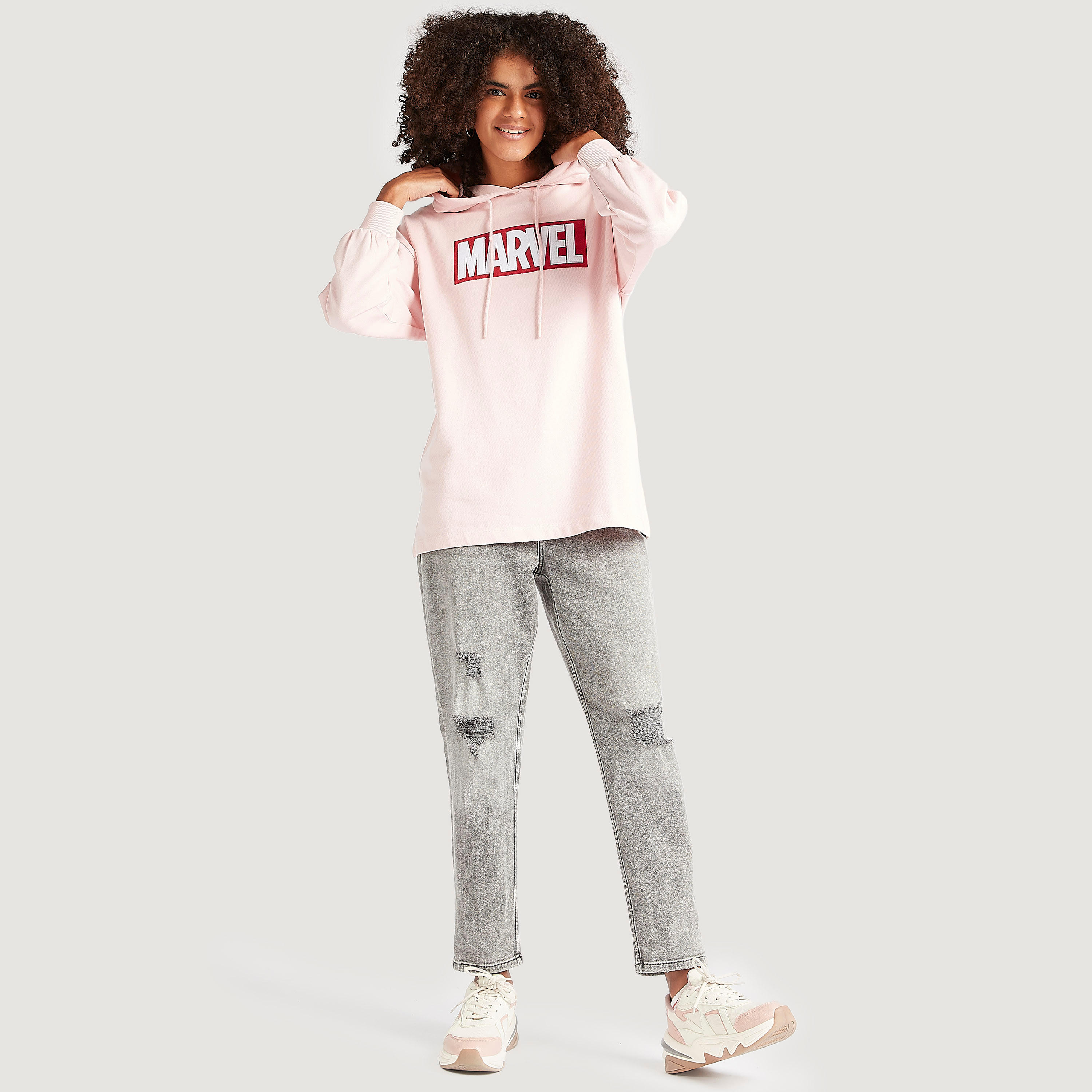 هودي بأكمام طويلة وزخارف مارفل-women-winterwear-hoodiesandsweatshirts-hoodies-image-4
