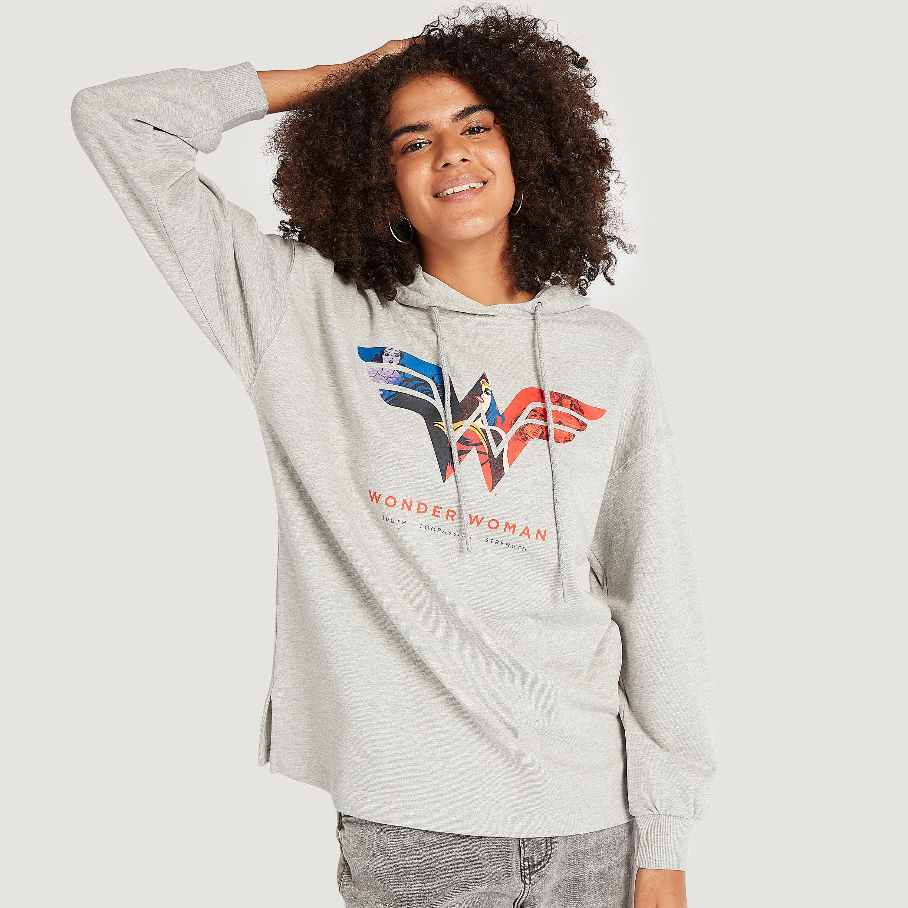 هودي بأكمام طويلة وطبعات وندر وومان-women-winterwear-hoodiesandsweatshirts-hoodies-image-1