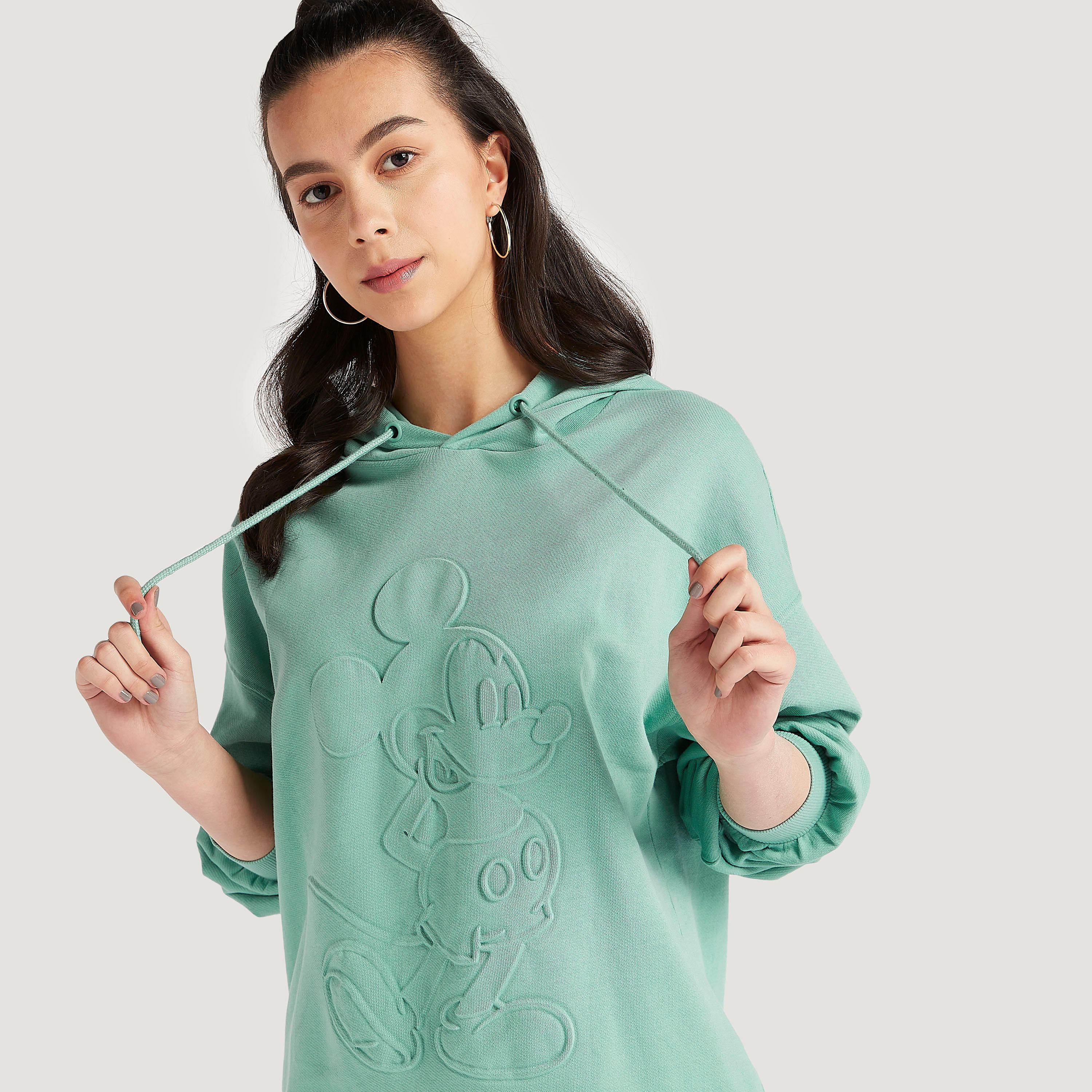هودي بارز الملمس بأكمام طويلة وطبعات ميكي ماوس-women-winterwear-hoodiesandsweatshirts-hoodies-image-5