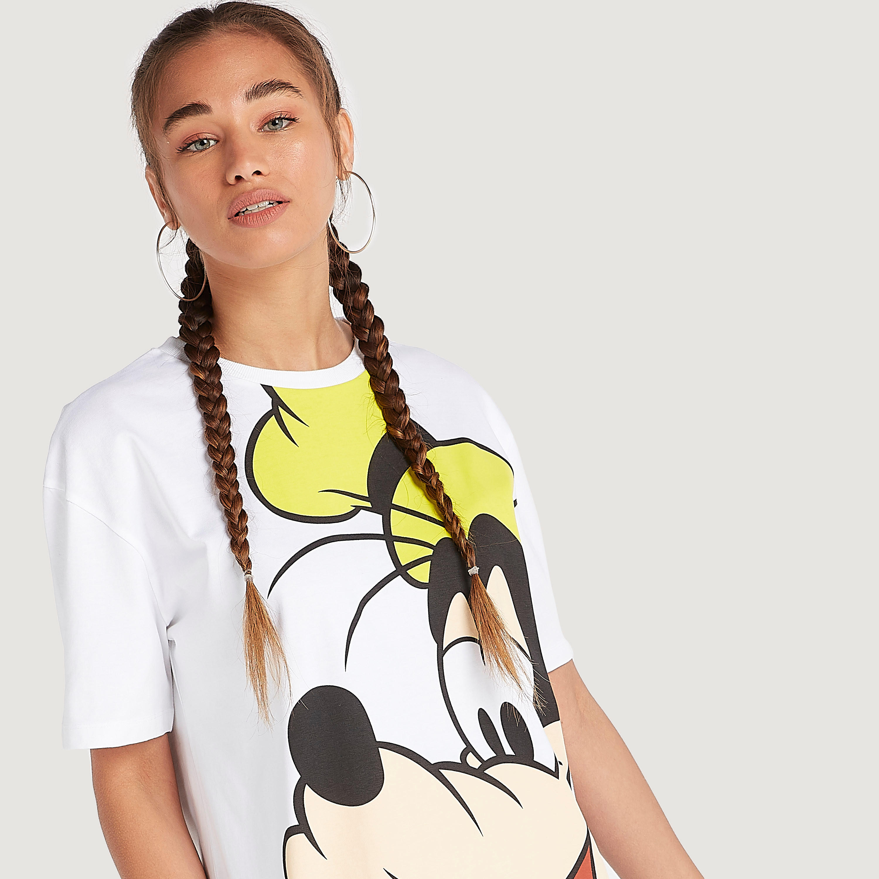 تيشيرت بياقة ضيّقة وأكمام قصيرة وطبعات جوفي-women-clothing-tshirts-image-3