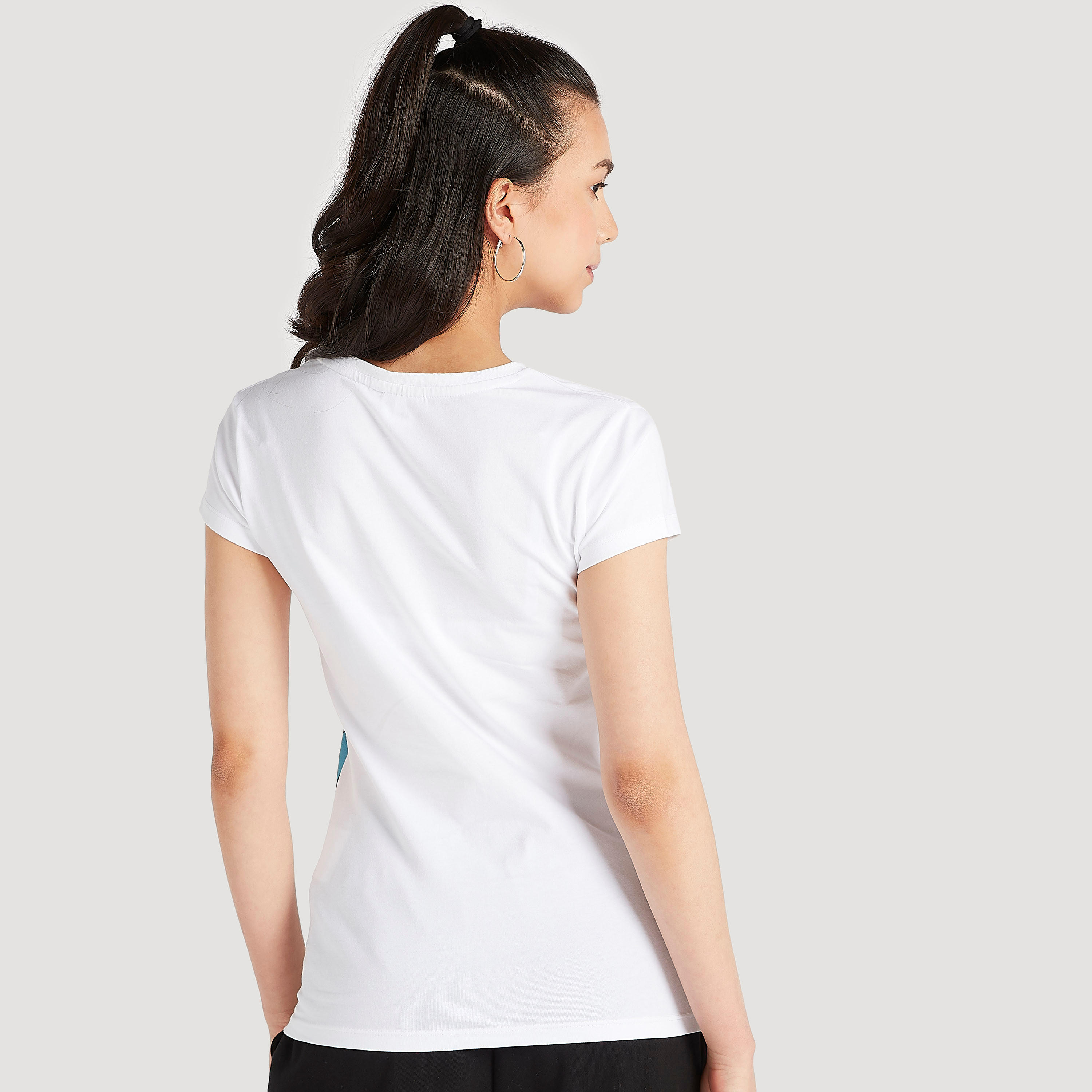 تيشيرت بياقة ضيّقة وأكمام كاب وطبعات ميكي وميني  ماوس-women-clothing-tshirts-image-5