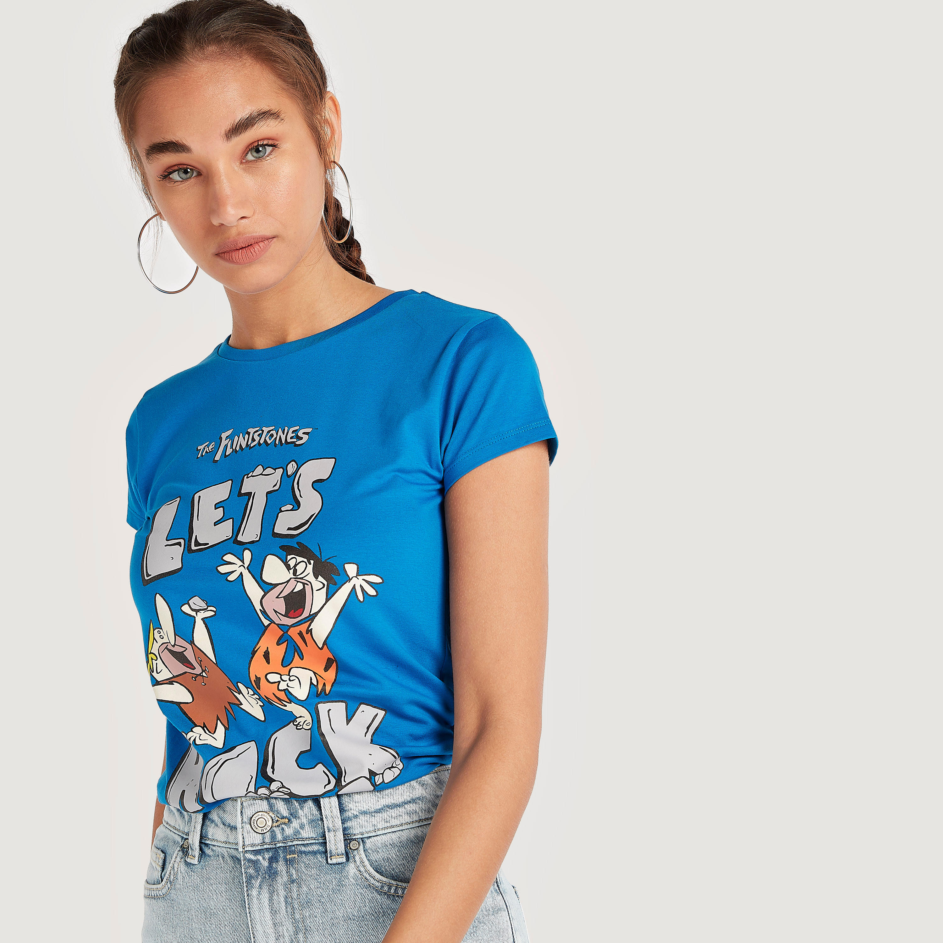 تيشيرت بطبعات ذي فلينستون مع أكمام كاب وياقة ضيّقة-women-clothing-tshirts-image-1