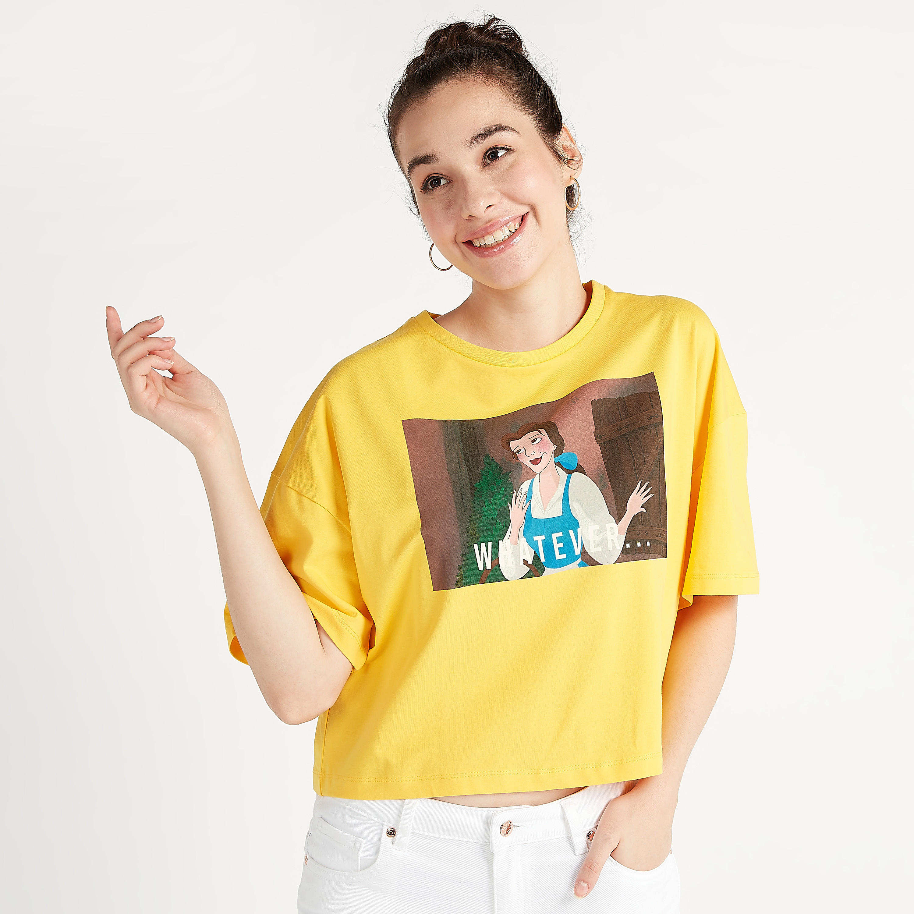 تيشيرت بياقة ضيقة وأكمام قصيرة وطبعات-women-clothing-tshirts-image-1