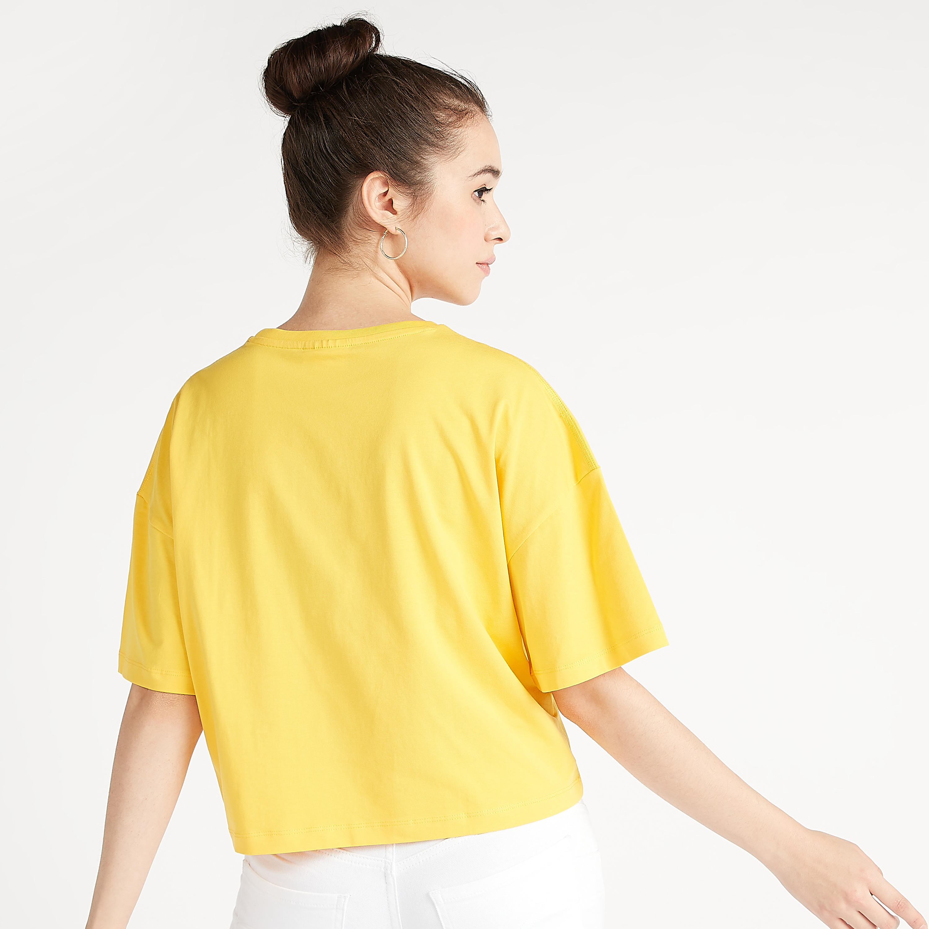 تيشيرت بياقة ضيقة وأكمام قصيرة وطبعات-women-clothing-tshirts-image-4