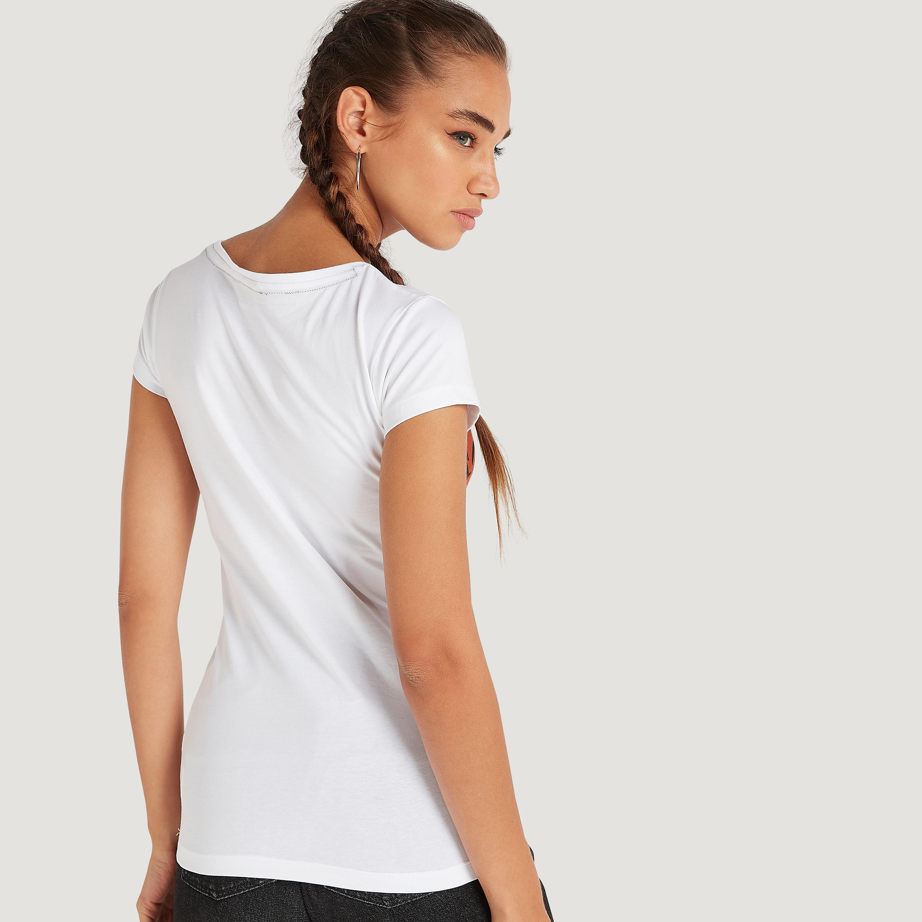 تيشيرت بياقة ضيّقة وأكمام كاب وطَبعات-women-clothing-tshirts-image-2