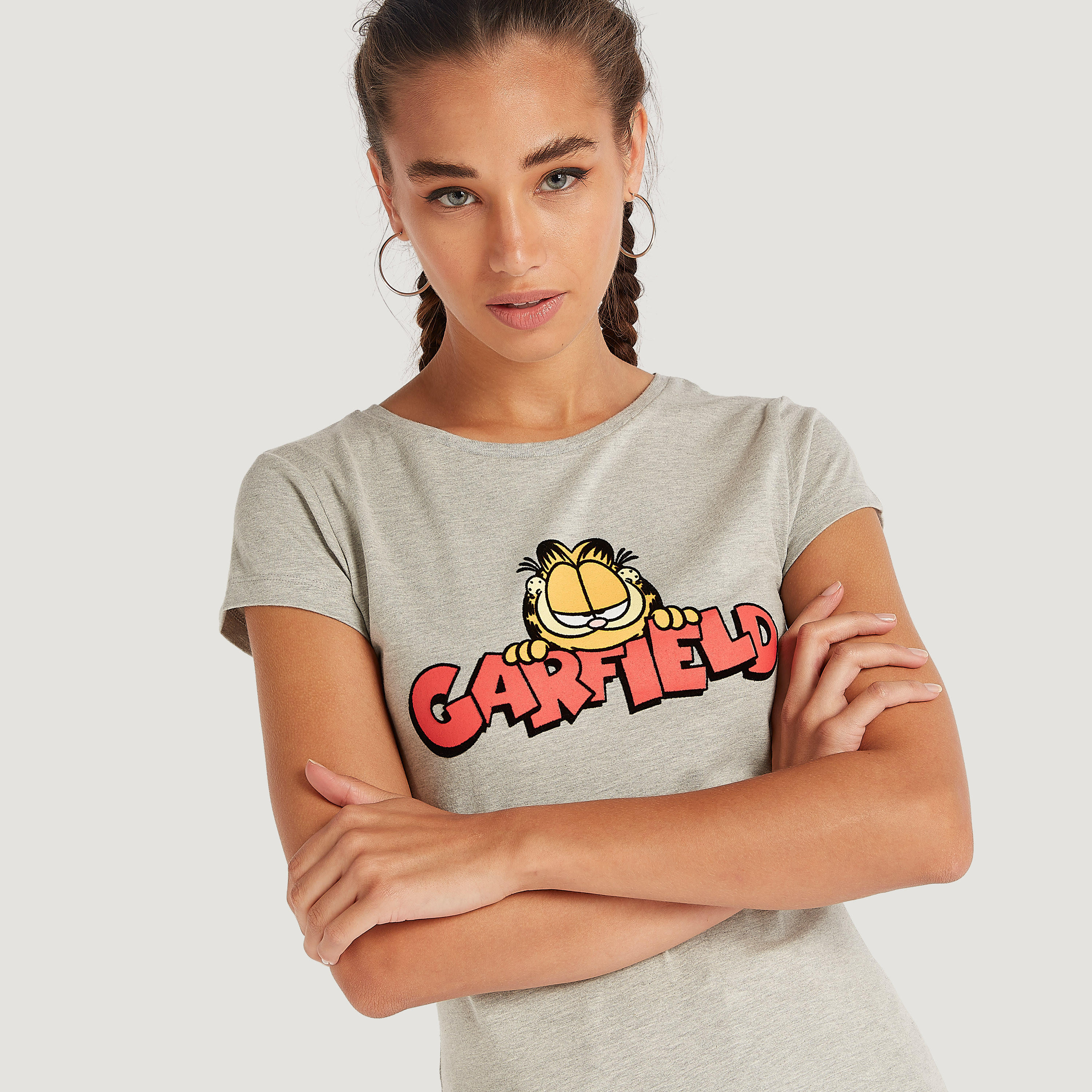 تيشيرت بياقة ضيقَة وأكمام كاب وطبعات غارفيلد-women-clothing-tshirts-image-3