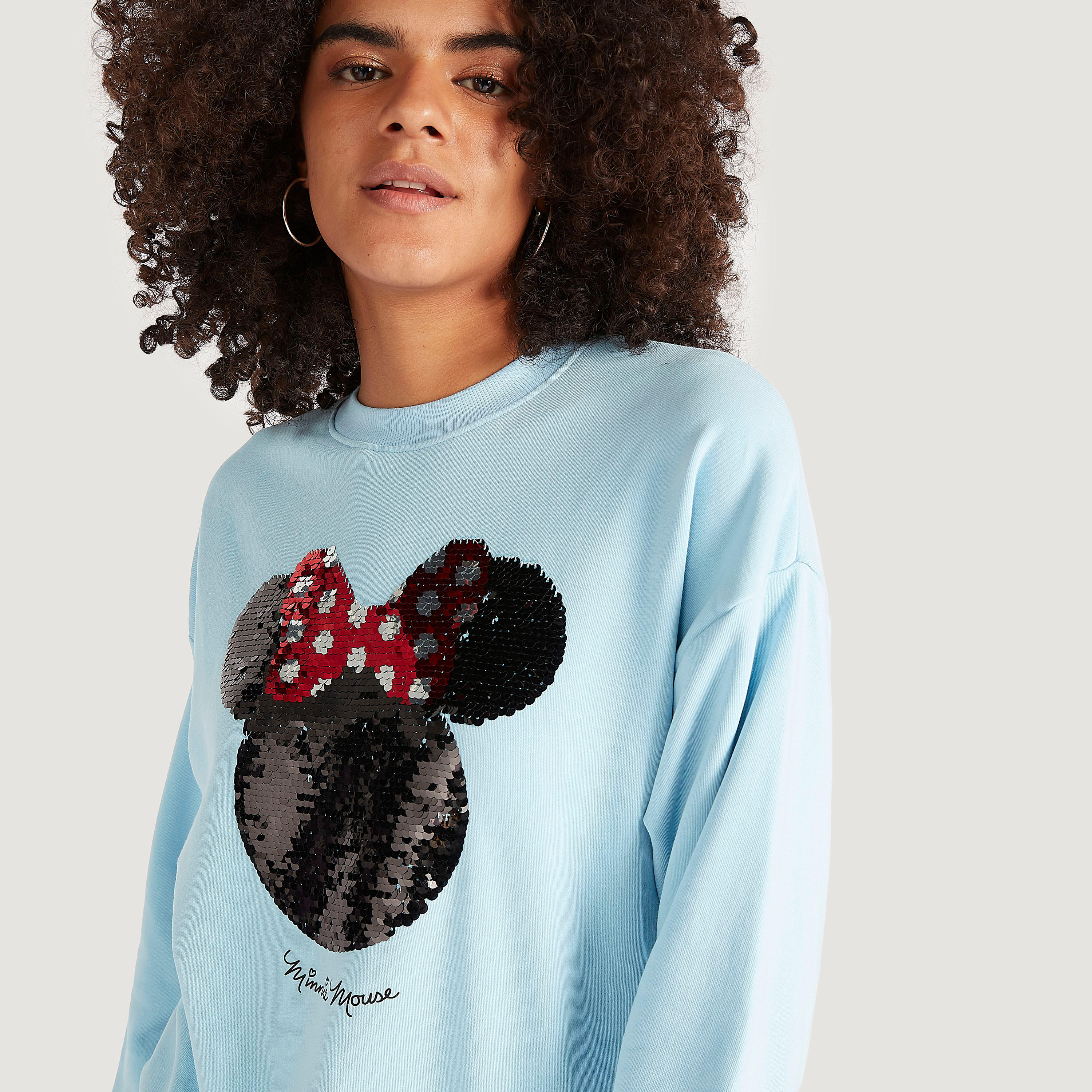 سويت شيرت بياقة ضيّقة وأكمام طويلة وطبعات ميني ماوس-women-winterwear-hoodiesandsweatshirts-sweatshirts-image-3