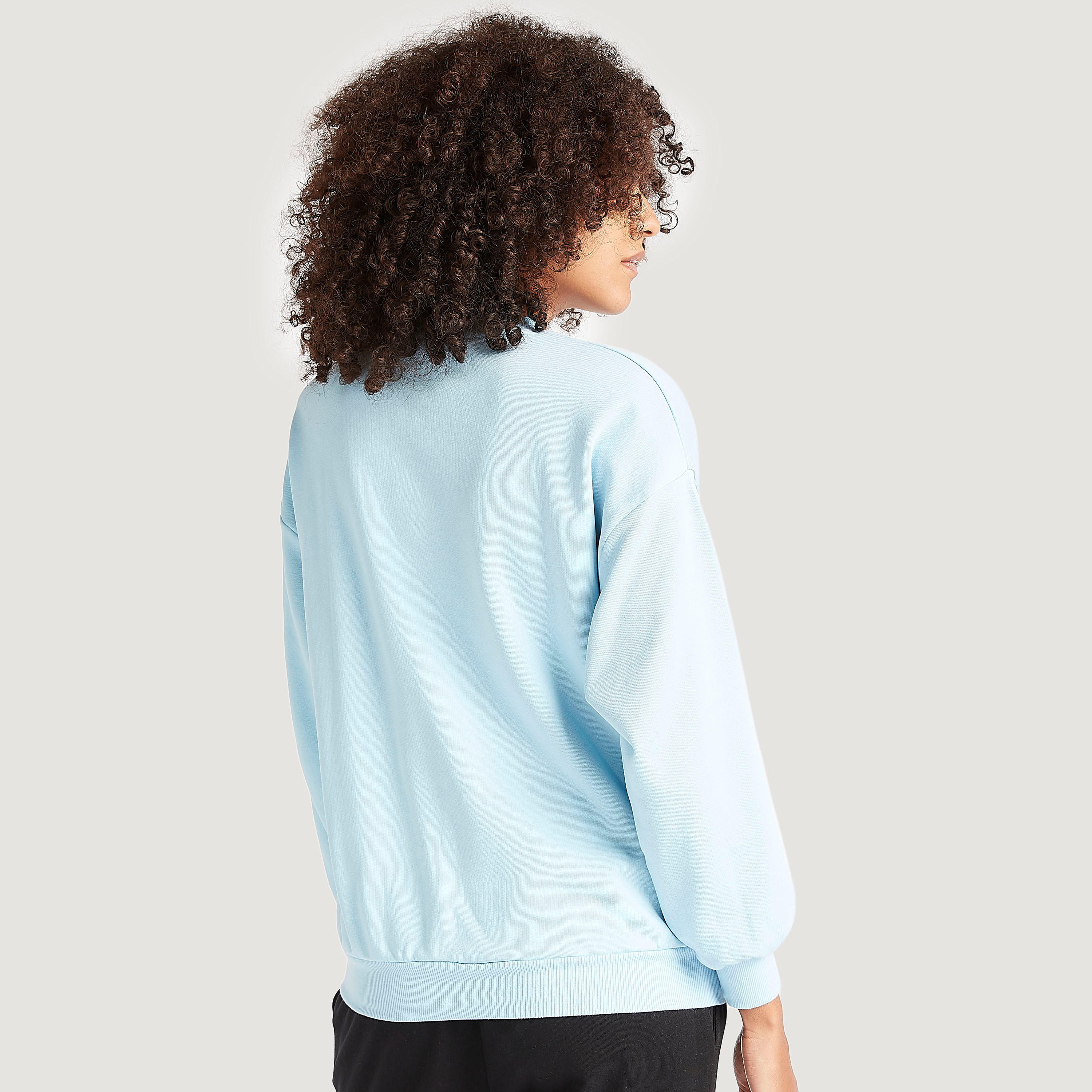 سويت شيرت بياقة ضيّقة وأكمام طويلة وطبعات ميني ماوس-women-winterwear-hoodiesandsweatshirts-sweatshirts-image-4
