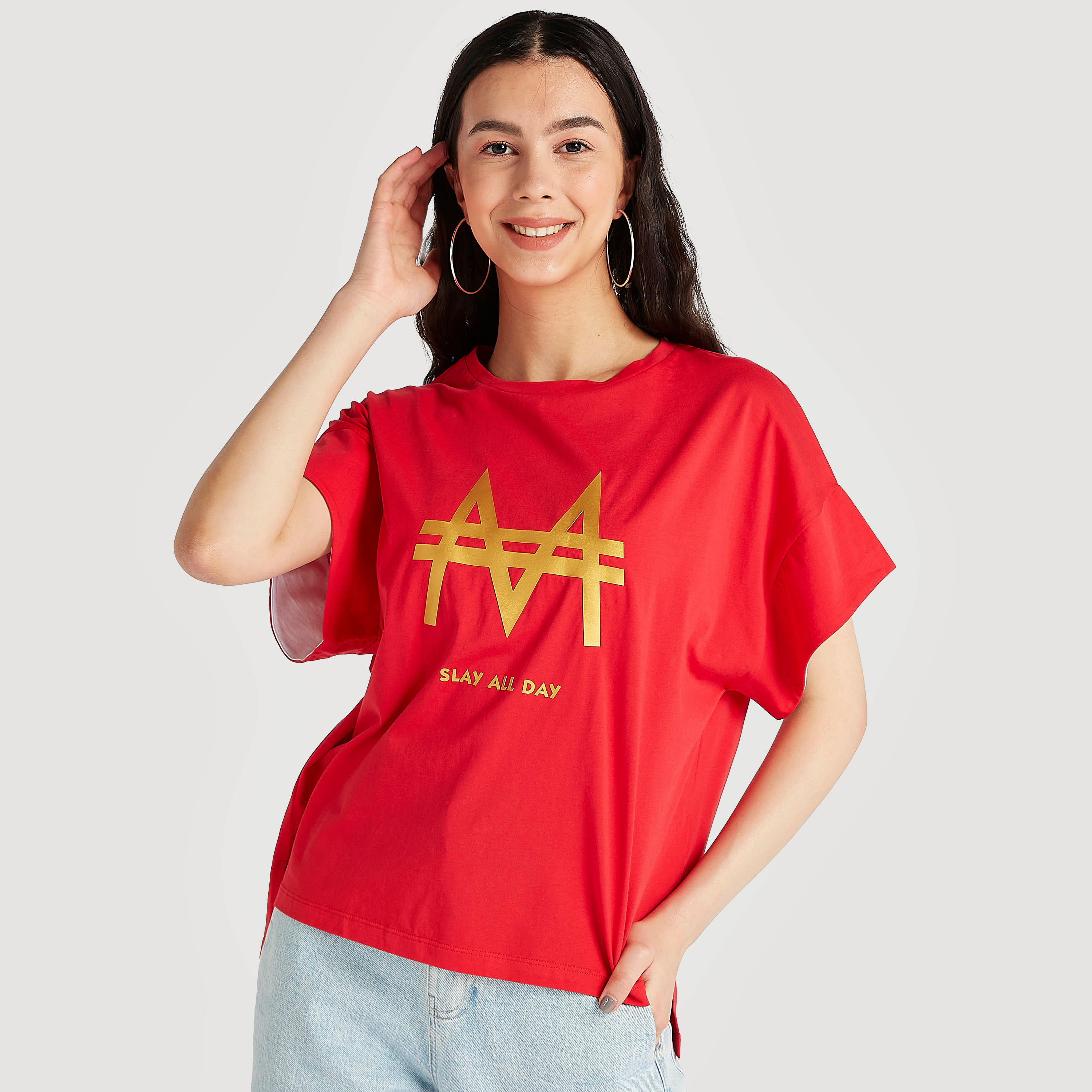 تيشيرت بياقة ضيّقة وأكمام قصيرة وطبعات مونوبولي-women-clothing-tshirts-image-1