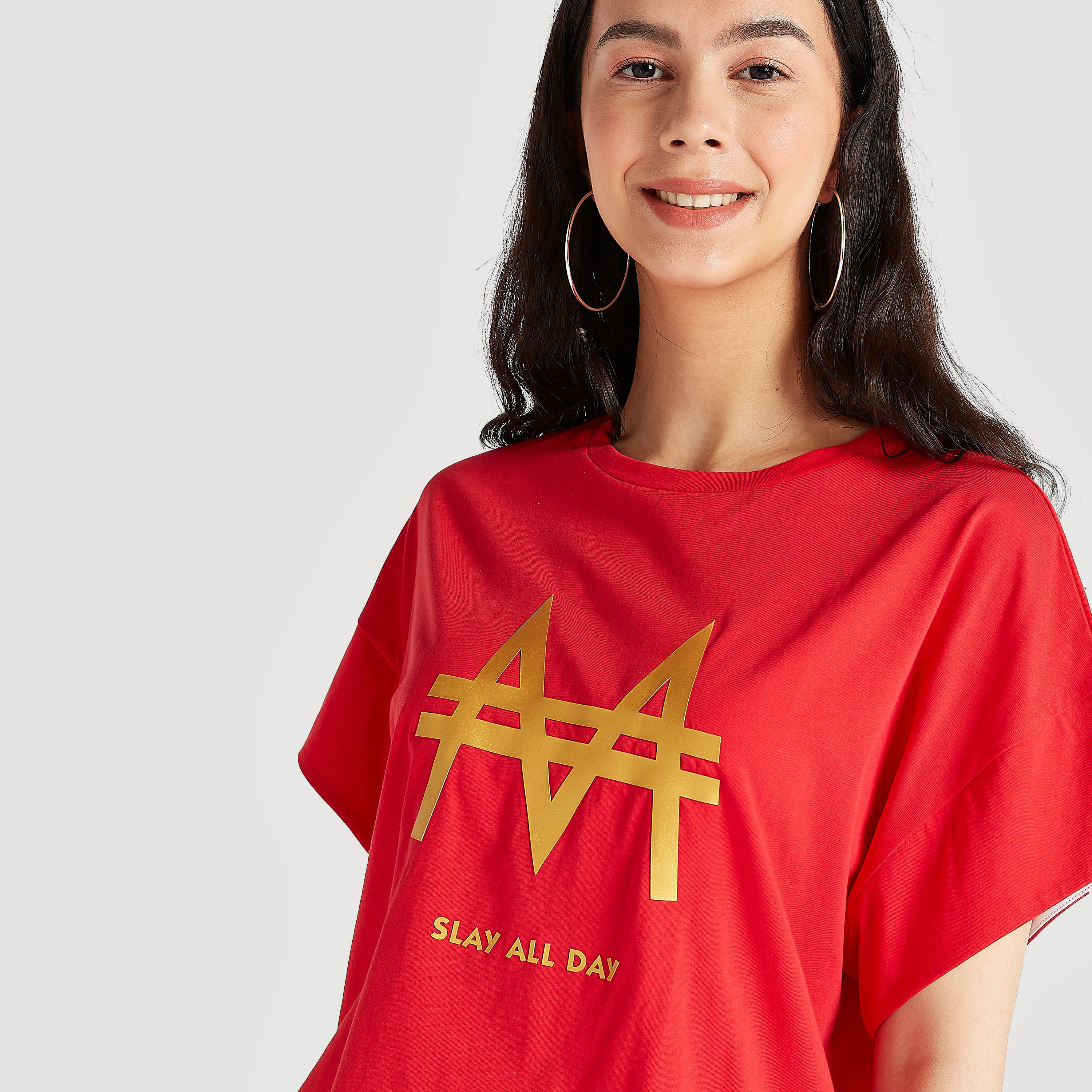 تيشيرت بياقة ضيّقة وأكمام قصيرة وطبعات مونوبولي-women-clothing-tshirts-image-3