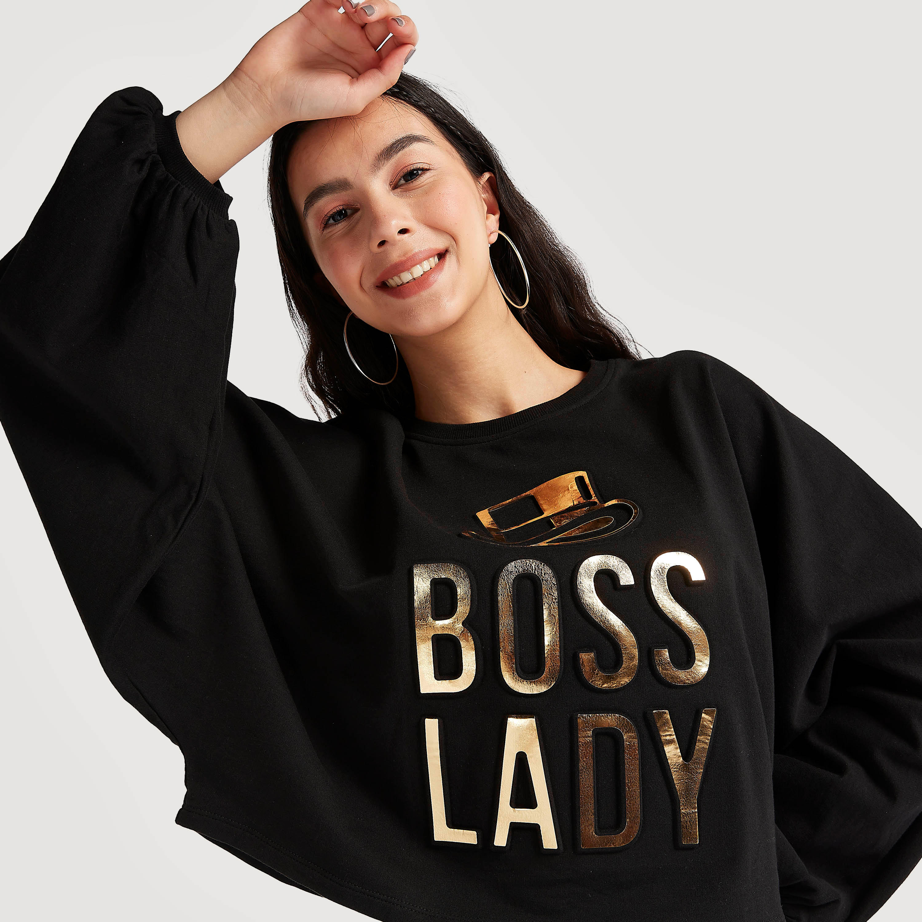 سويت شيرت بياقة ضيقة وأكمام طويلة منفوخة وطبعات-women-winterwear-hoodiesandsweatshirts-sweatshirts-image-3