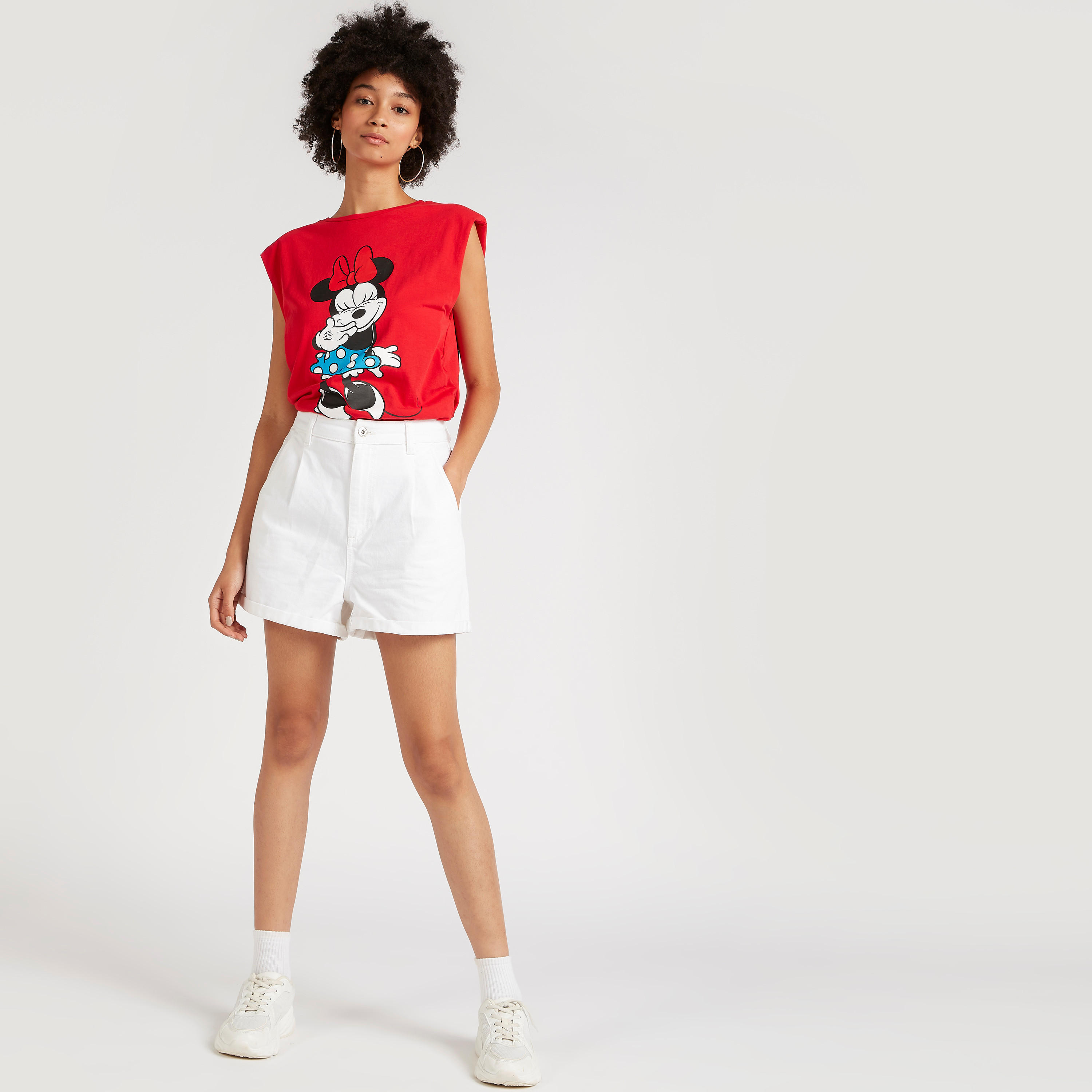 تيشيرت دون أكمام بطبعات ميني ماوس وياقة ضيّقة-women-clothing-tshirts-image-2