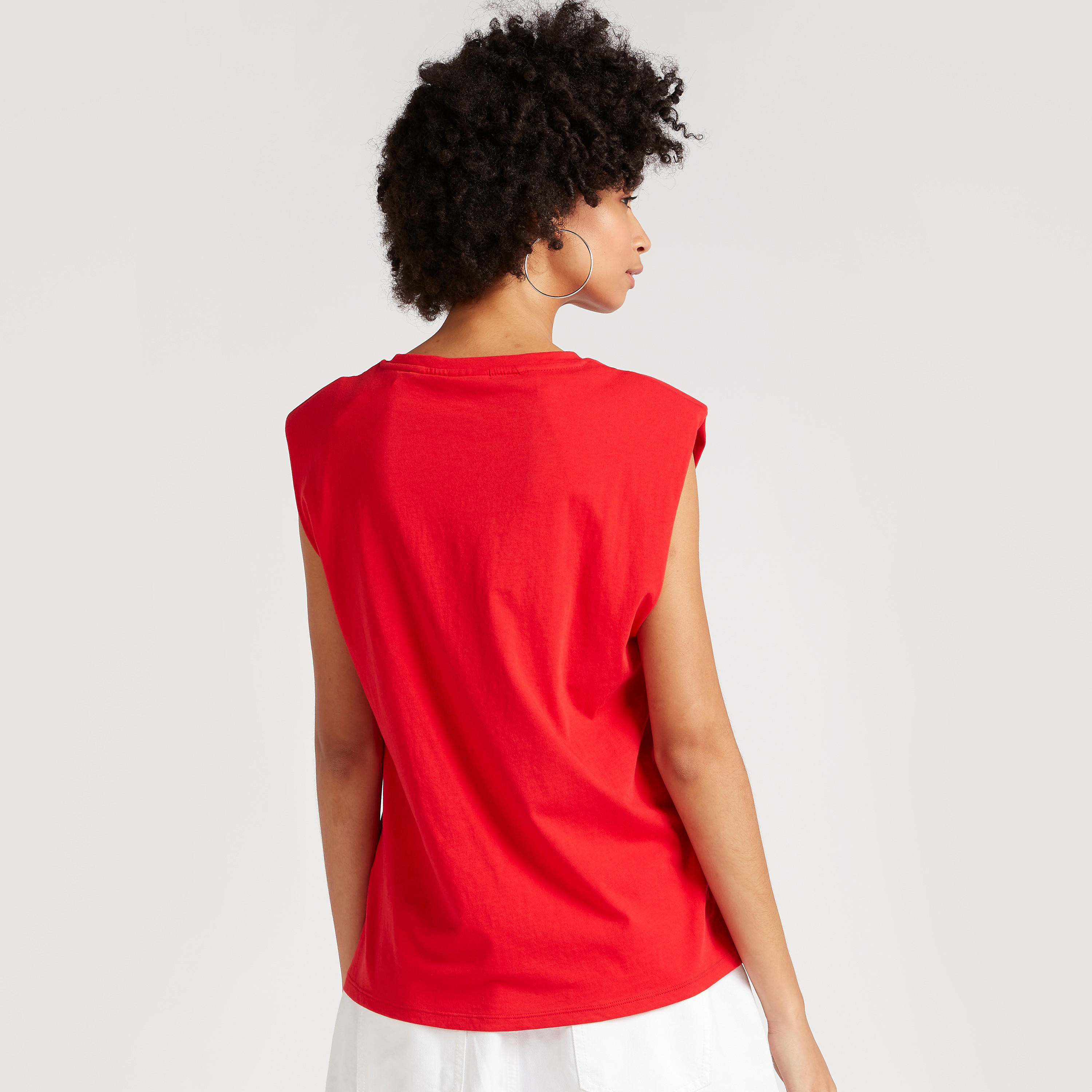 تيشيرت دون أكمام بطبعات ميني ماوس وياقة ضيّقة-women-clothing-tshirts-image-4