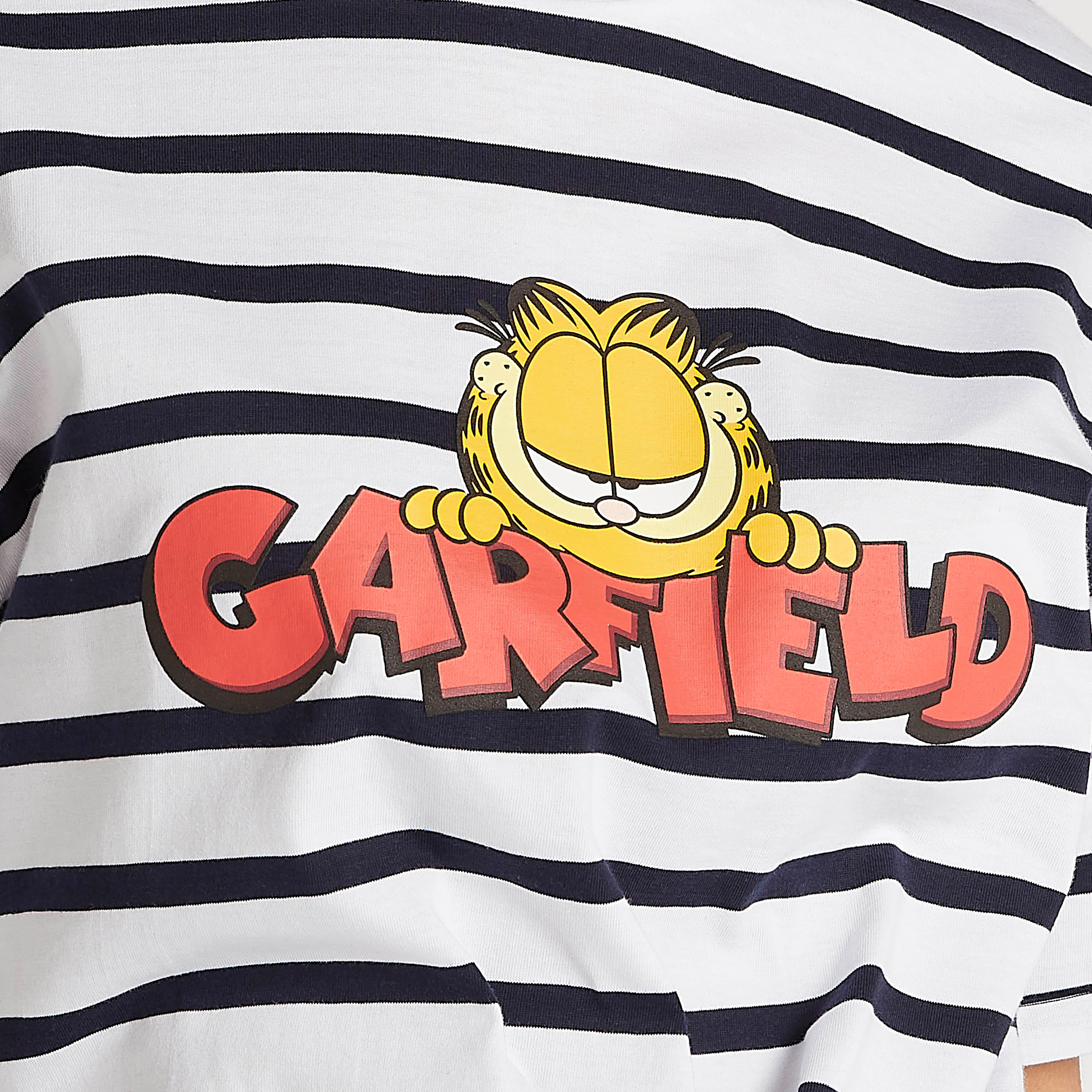تيشيرت بياقة ضيّقة وأكمام قصيرة وطبعات-women-clothing-tshirts-image-5