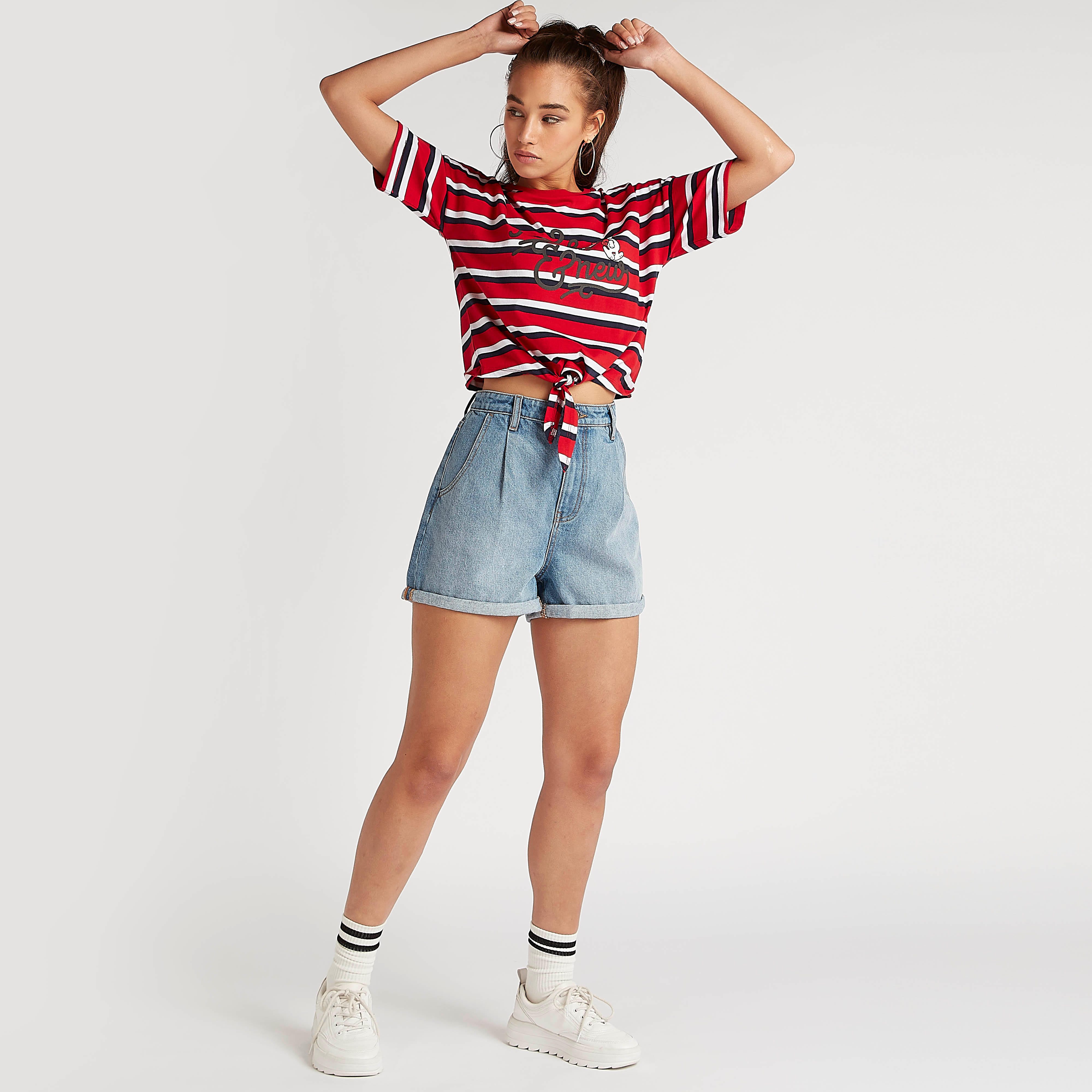 تيشيرت قصير مخطّط بياقة ضيّقة وأربطة-women-clothing-tshirts-image-2