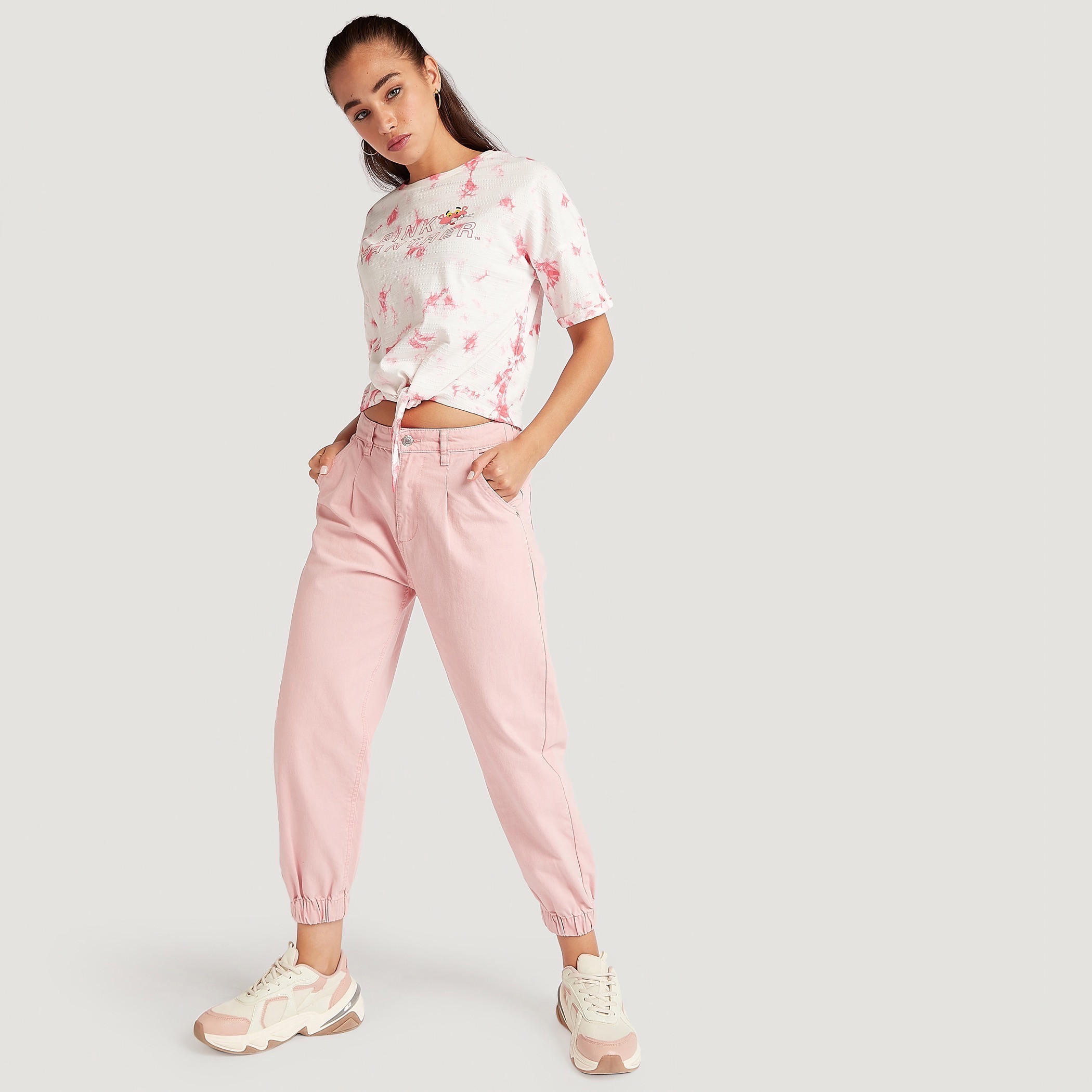 تيشيرت قصير بطبعات بينك بانتر مع أكمام قصيرة وأربطة-women-clothing-tshirts-image-2
