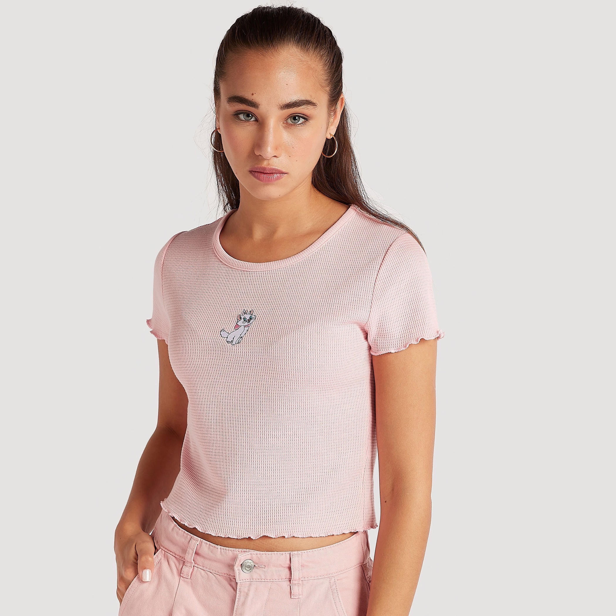 تيشيرت قصير مطرّز بأكمام قصيرة-women-clothing-tshirts-image-1