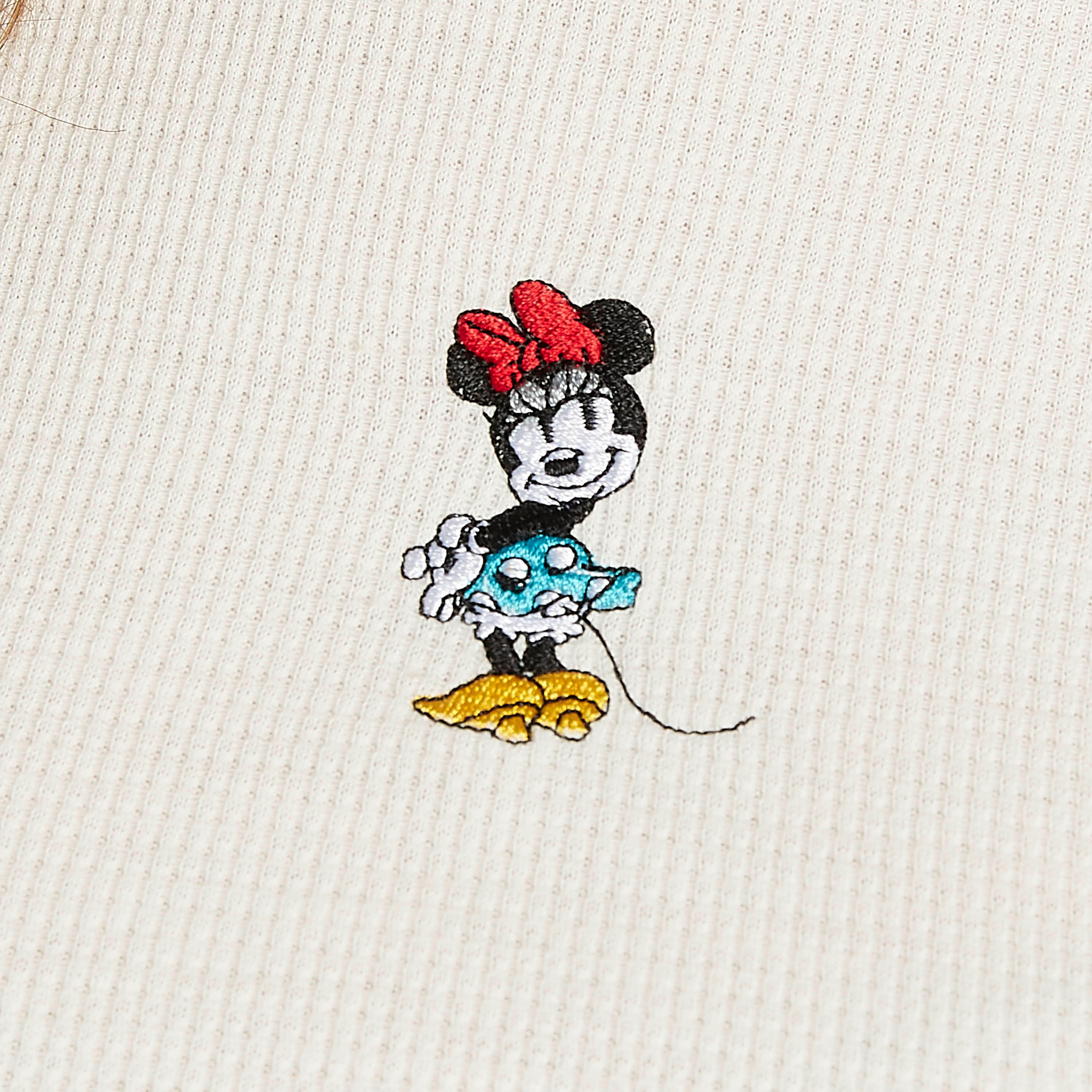 تيشيرت قصير بتطريز ميني ماوس وأكمام كاب-women-clothing-tshirts-image-4