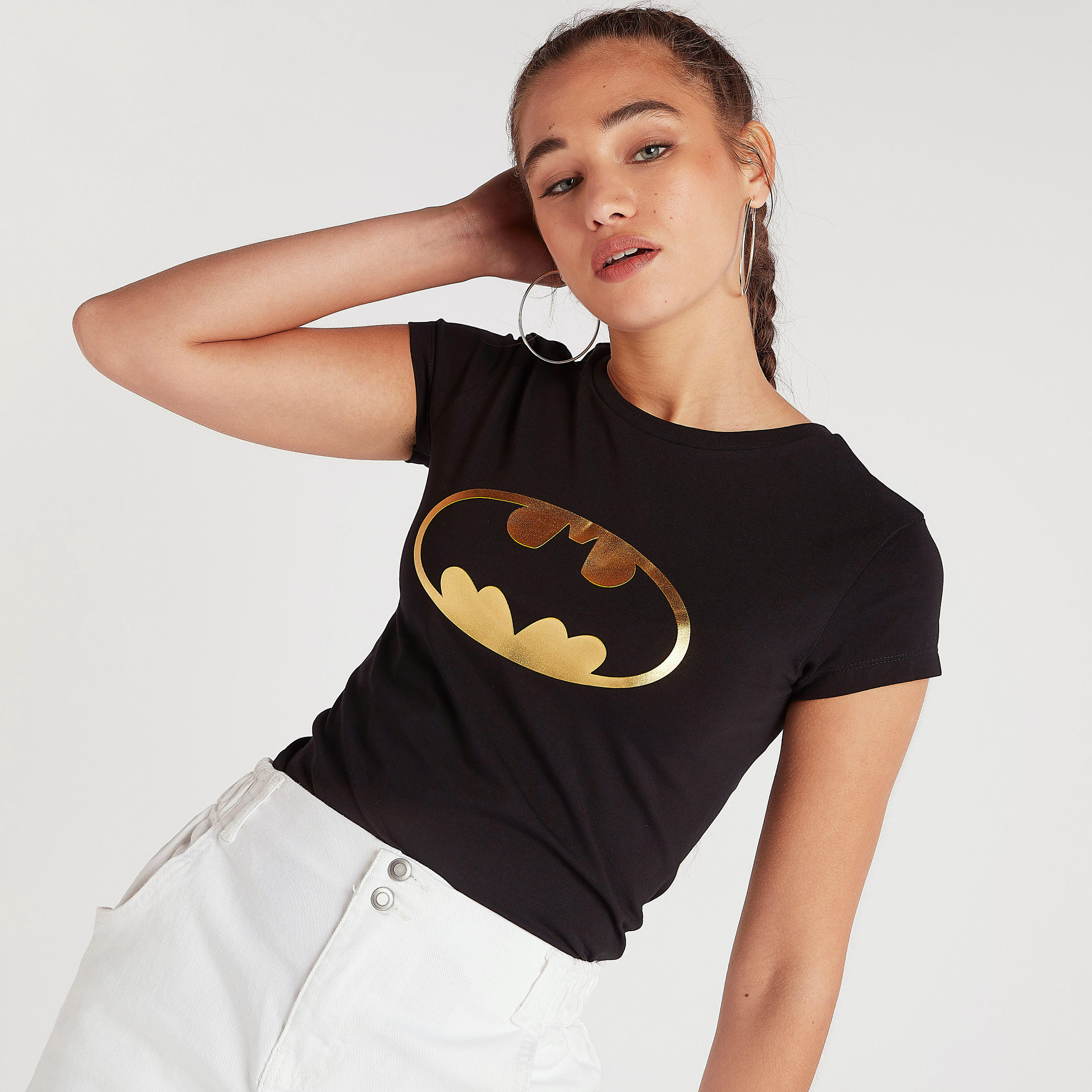 تيشيرت بياقة ضيّقة وأكمام كاب وطبعات باتمان-women-clothing-tshirts-image-3